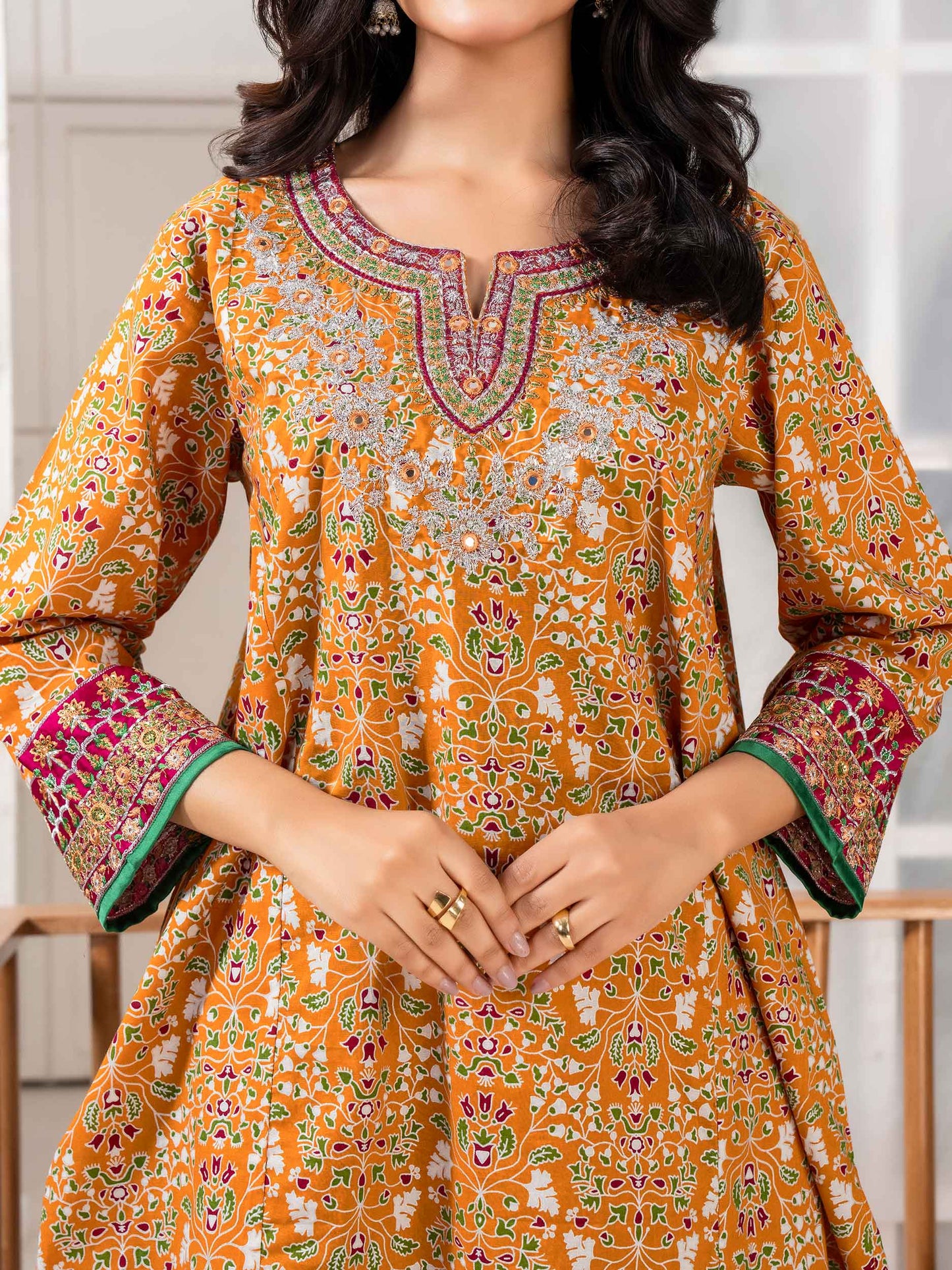 2 Piece Lawn Suit-Embroidered (Pret)