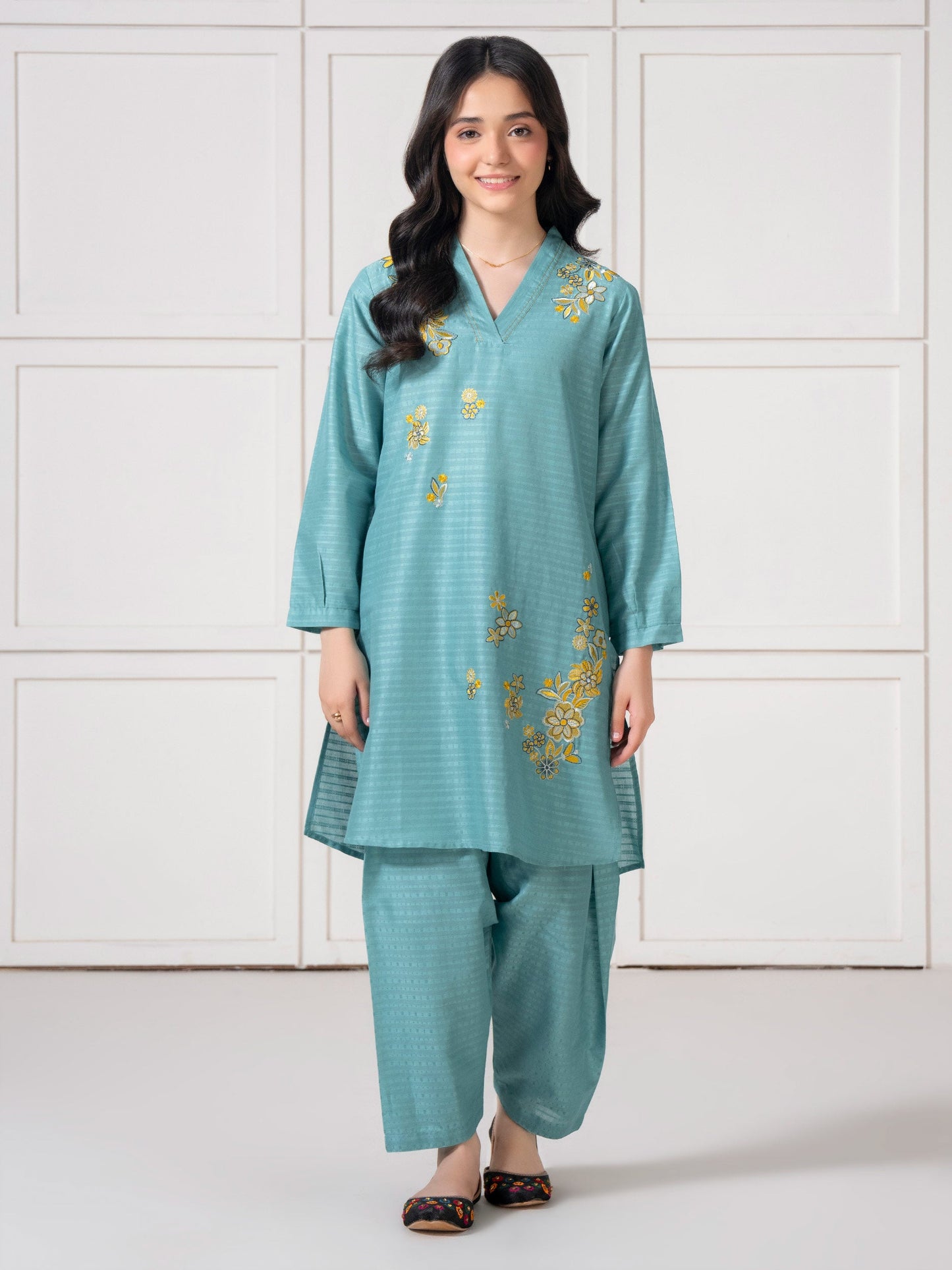 2 Piece Lawn Suit-Embroidered