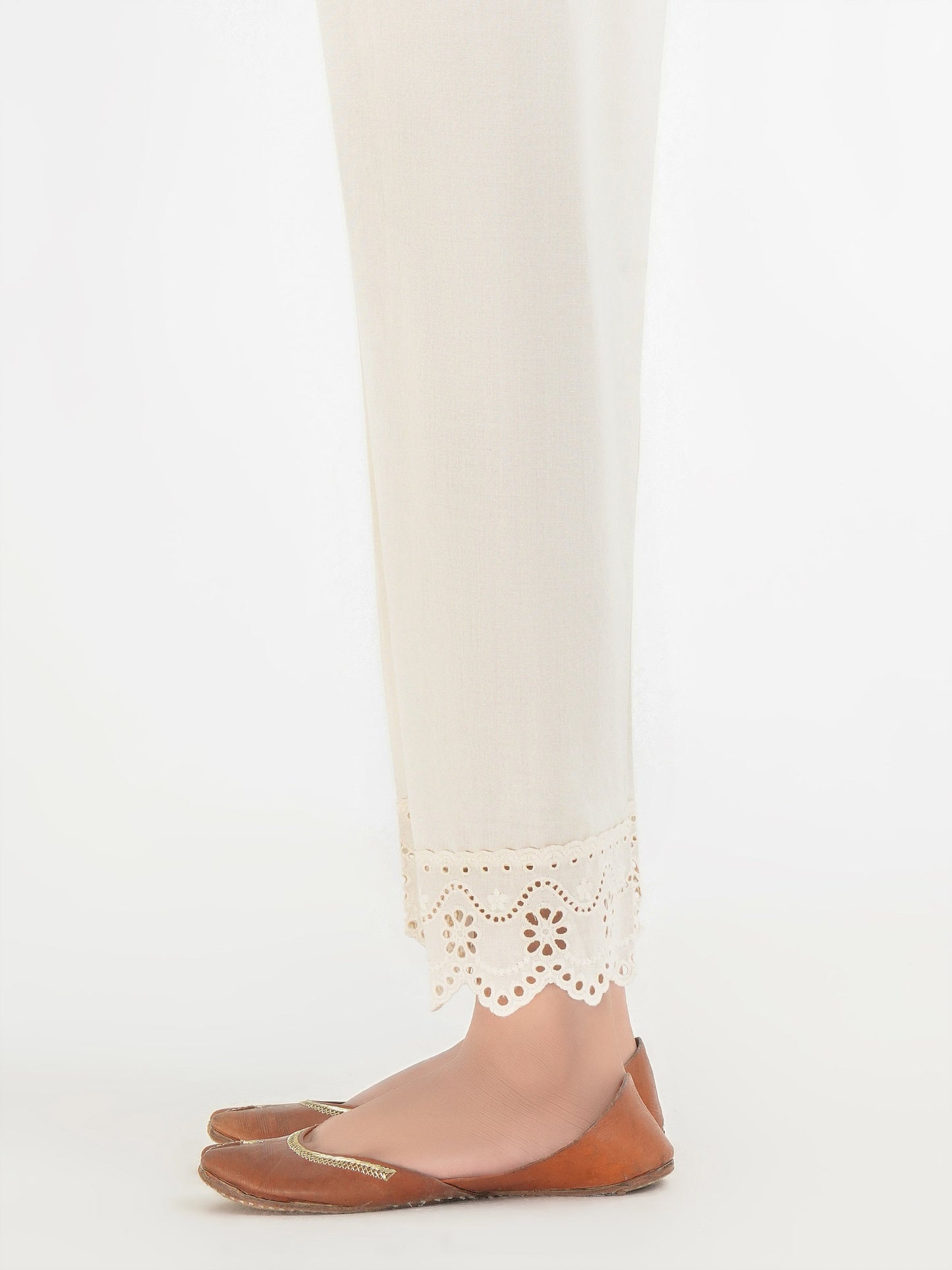 Embroidered Cambric Trouser (Pret)