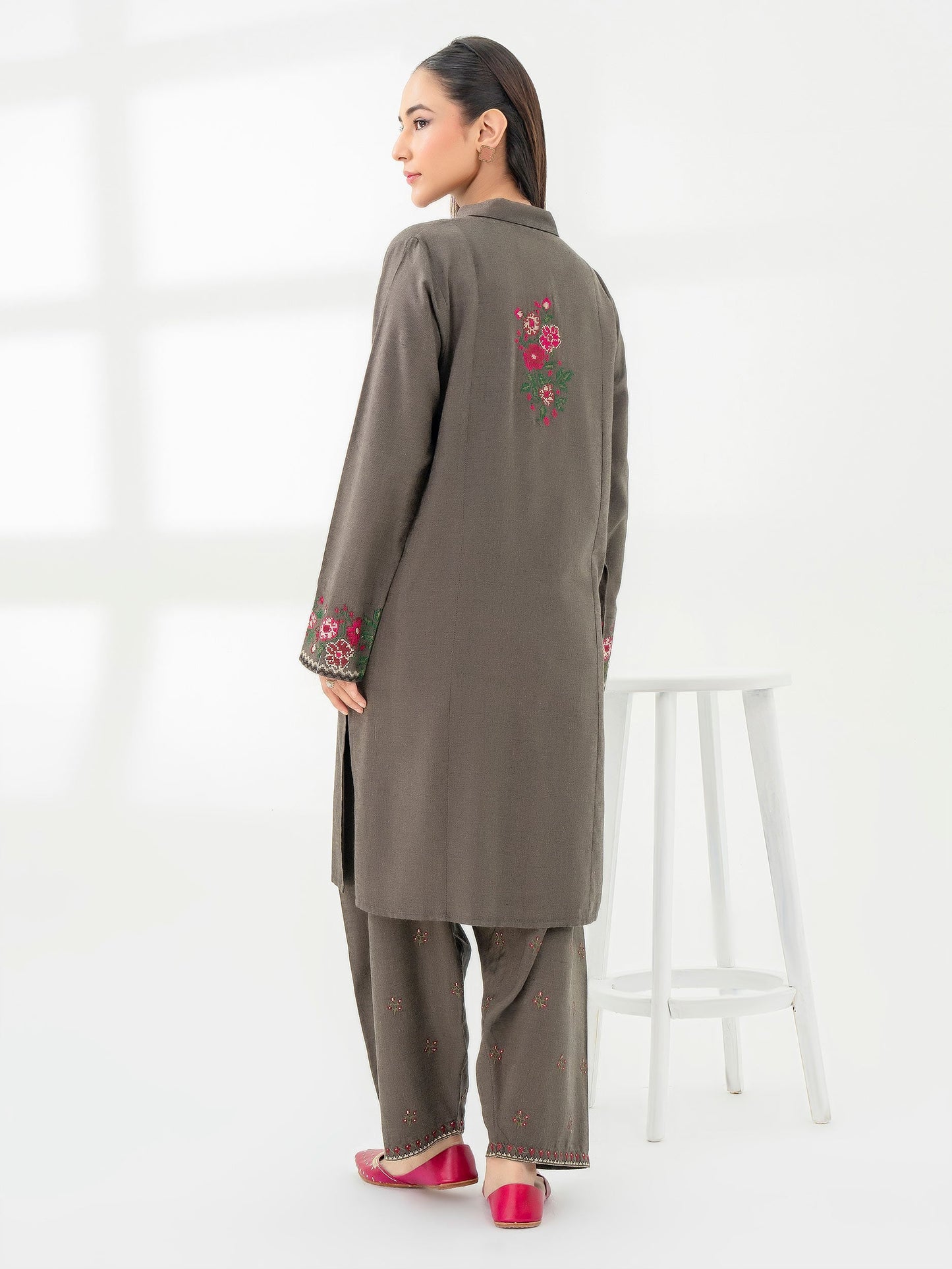 2 Piece Yarn Dyed Suit-Embroidered (Pret)