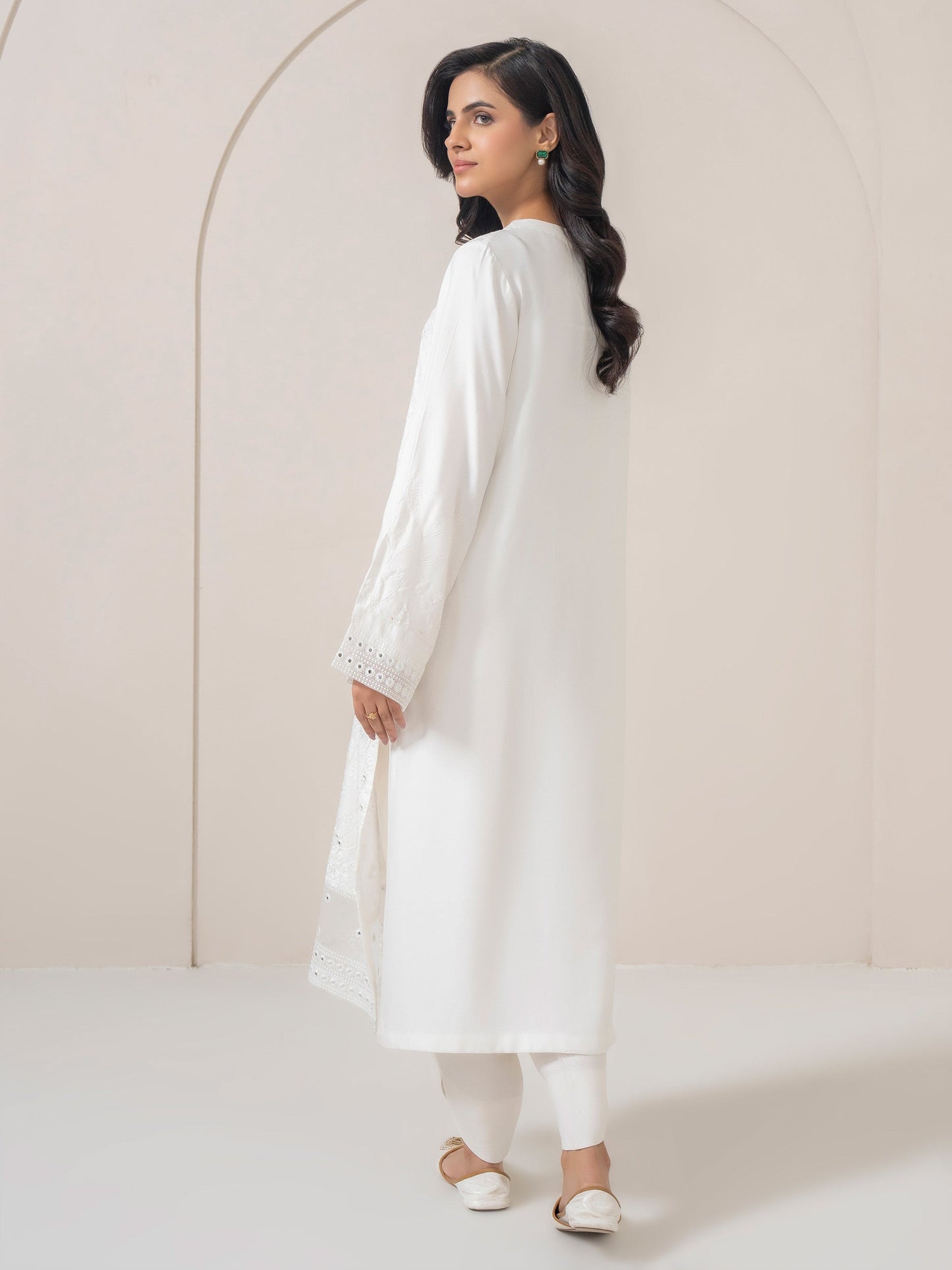 2 Piece Crepe Suit-Embroidered (Pret)