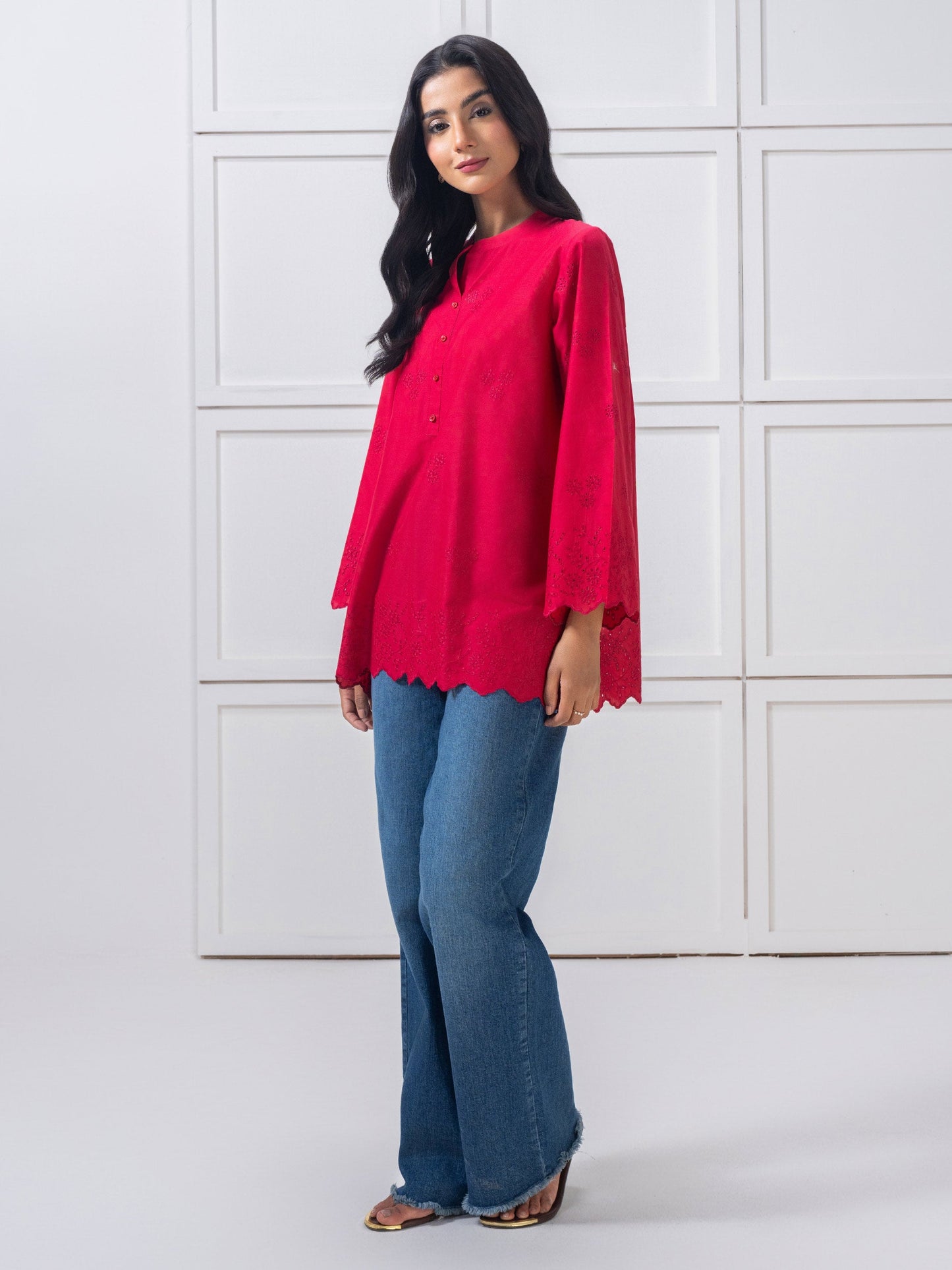 Cambric Kurti-Embroidered (Pret)