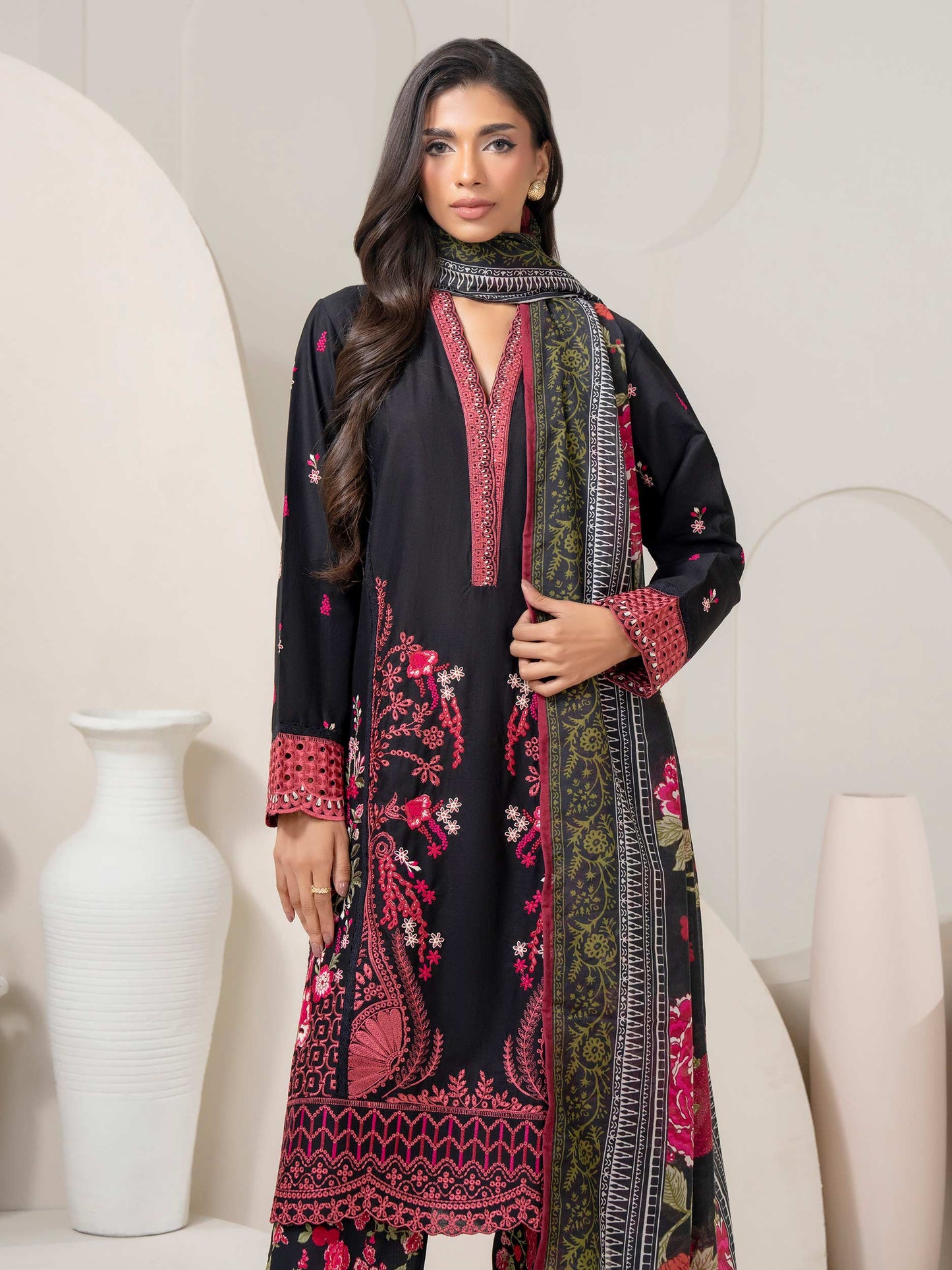 3 Piece Lawn Suit-Embroidered (Pret)
