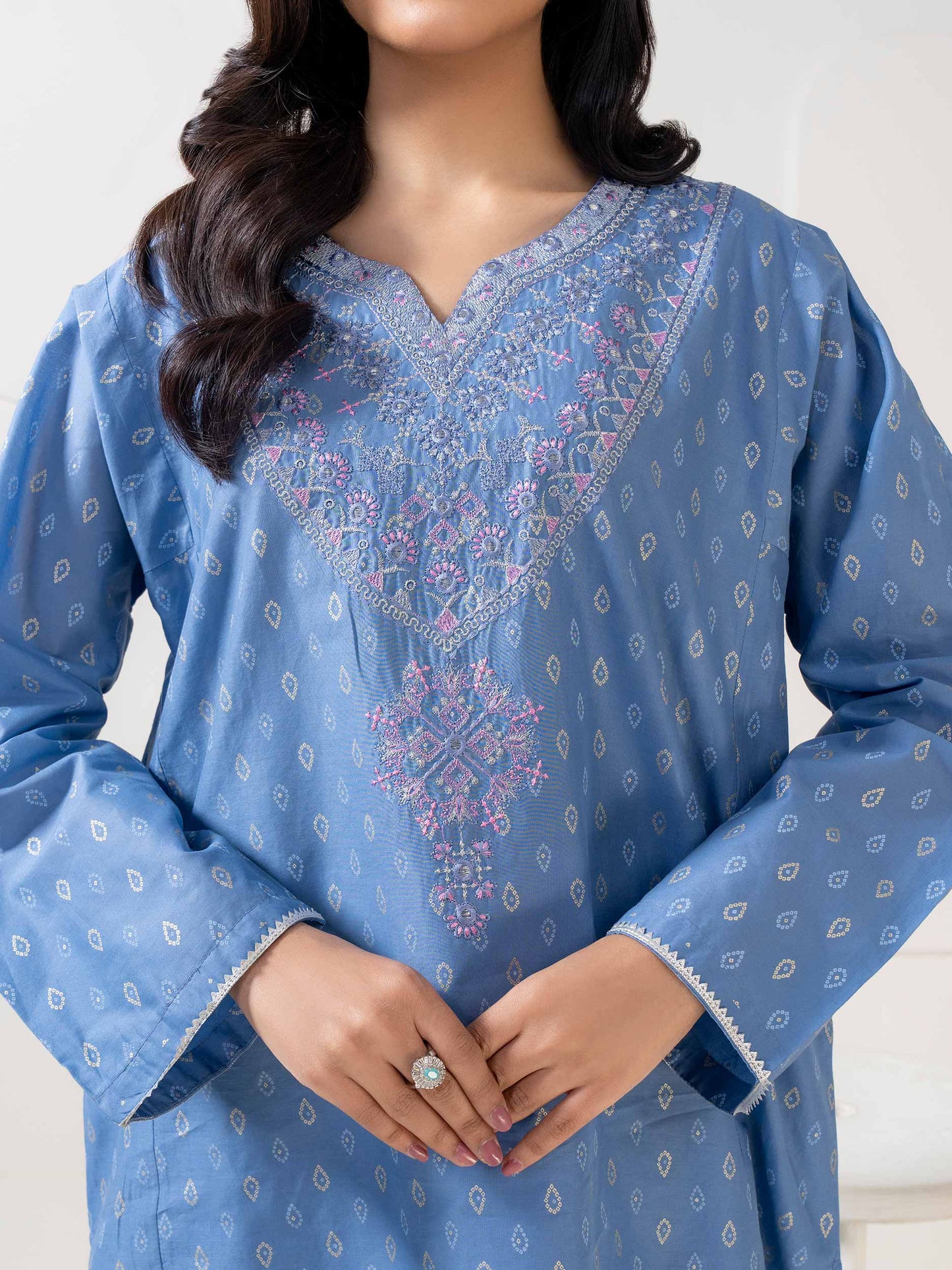 2 Piece Lawn Suit-Embroidered (Pret)