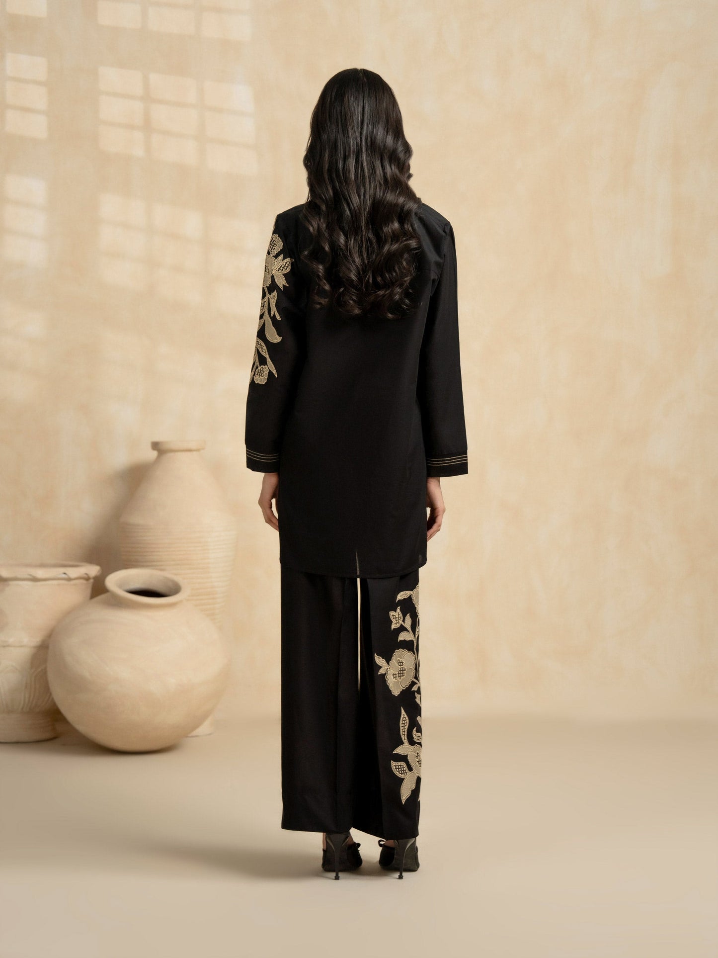 Lawn Co-ord Set-Embroidered (Pret)