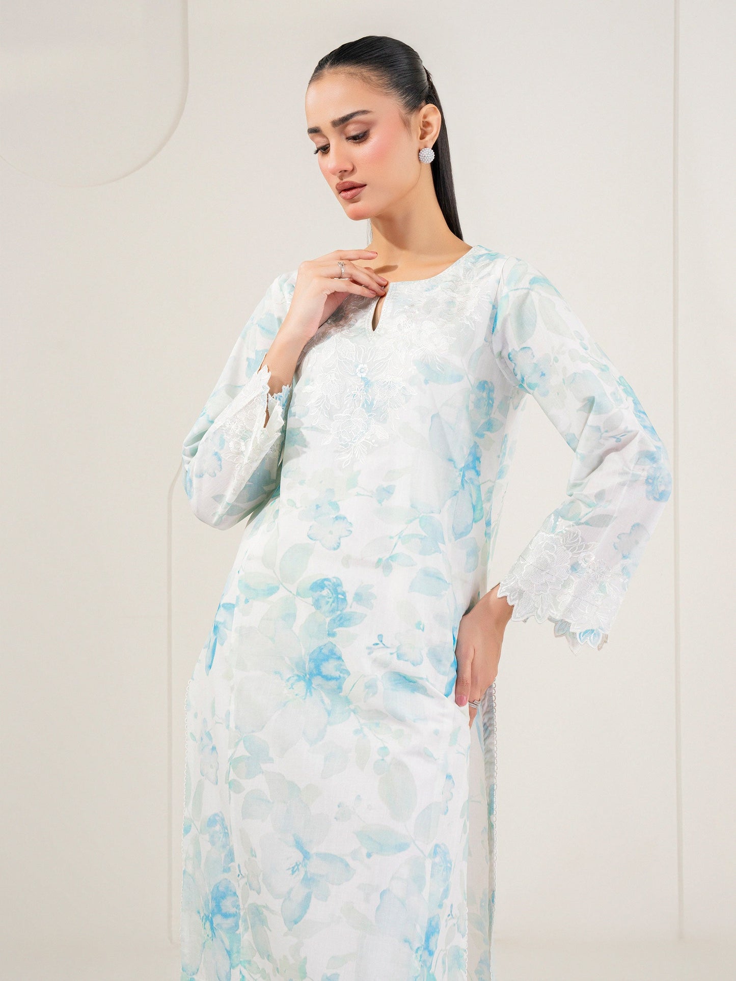 Lawn Shirt-Embroidered (Pret)