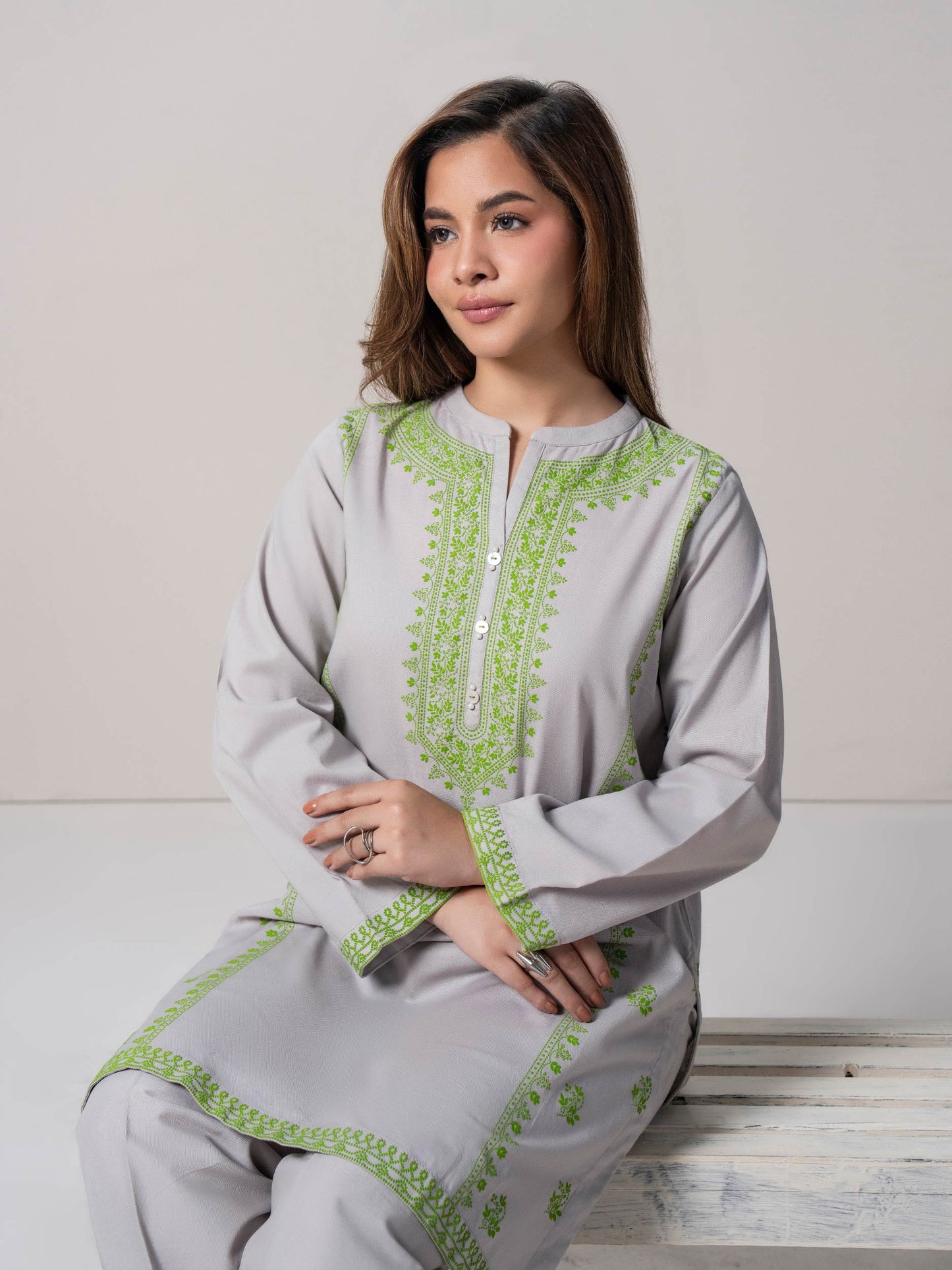 2 Piece Khaddar Suit- Embossed (Pret)