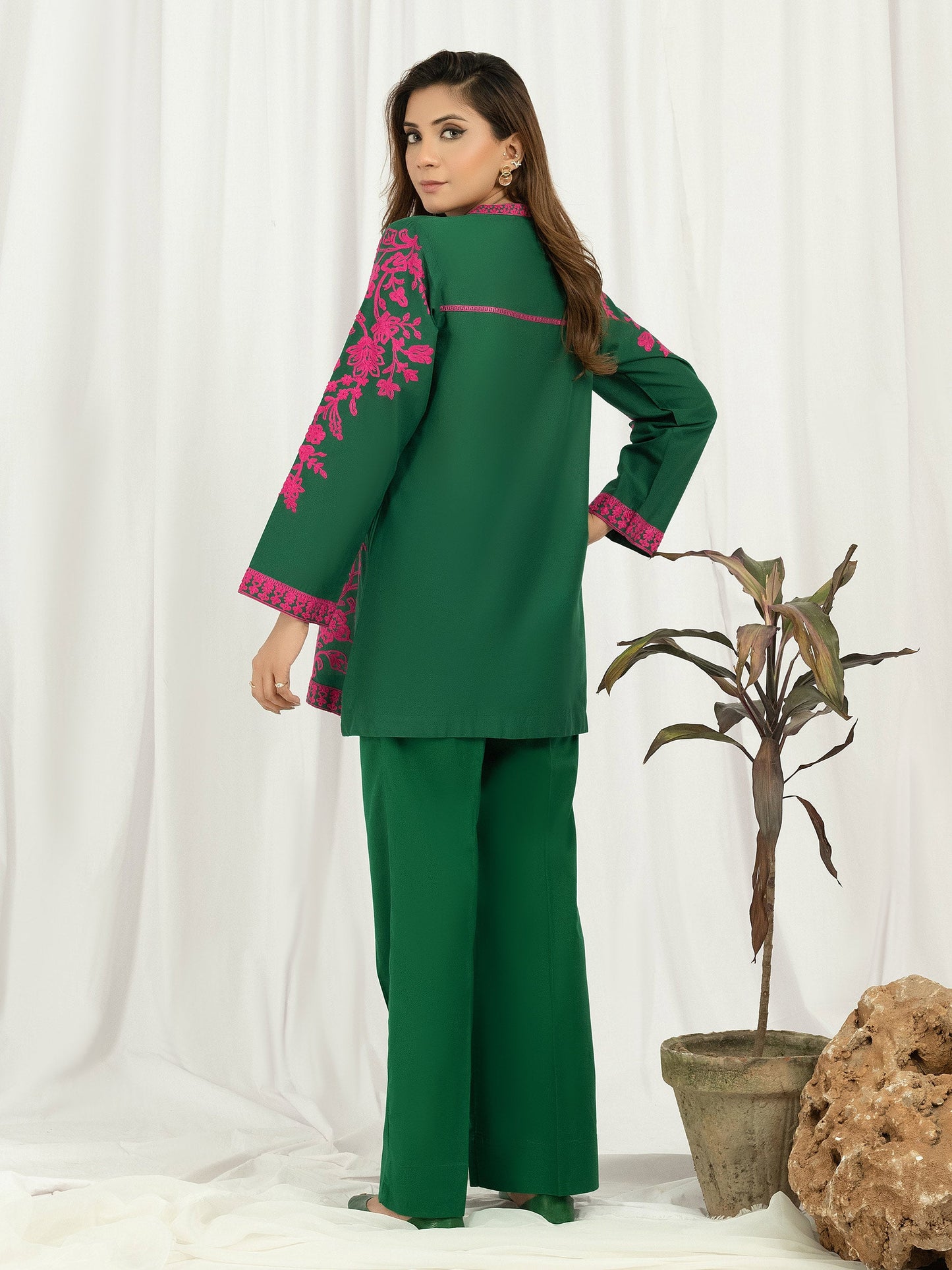 2 Piece Cambric Suit-Embroidered (Pret)