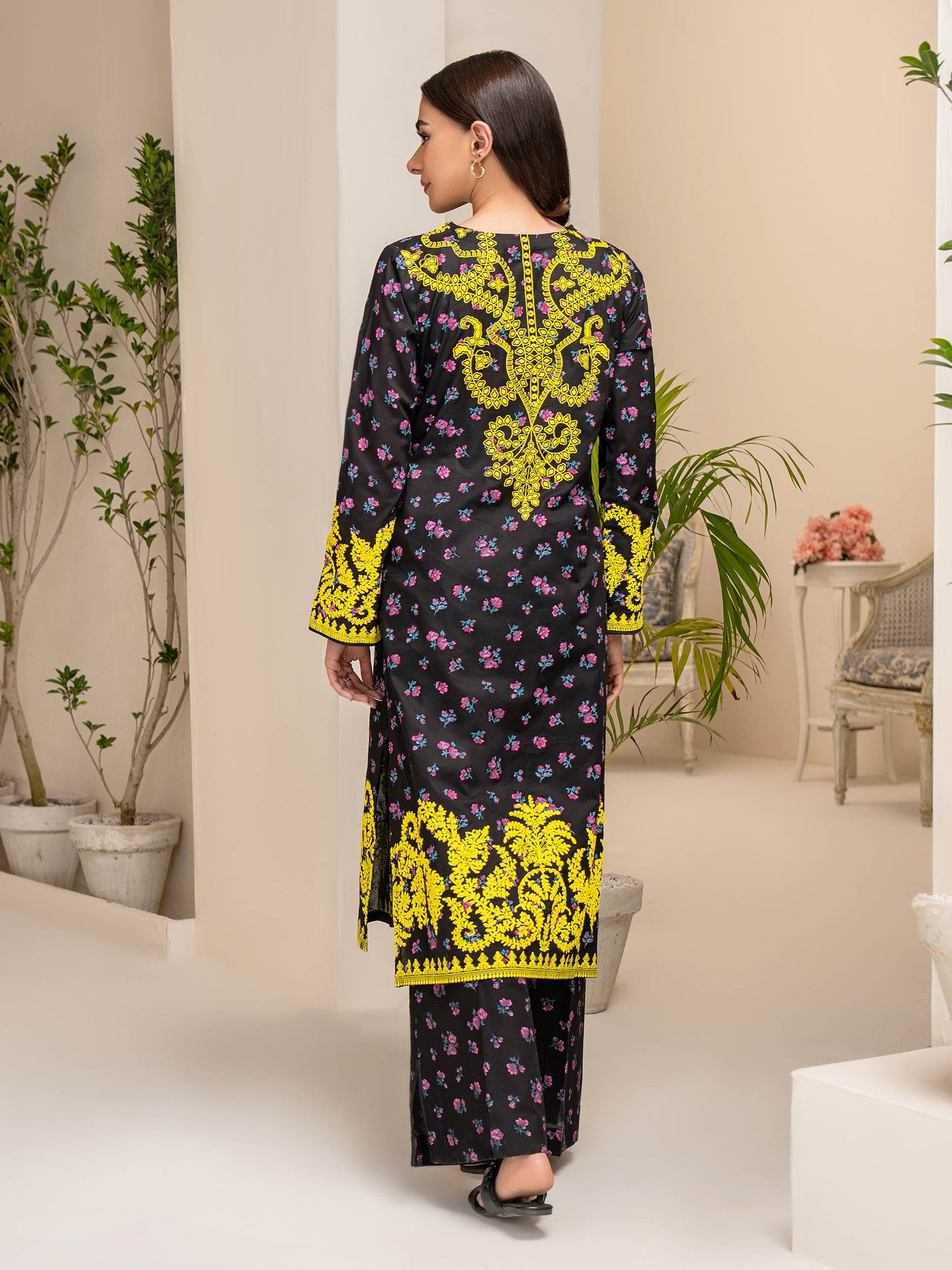 2 Piece Lawn Suit-Emboss Print (Pret)