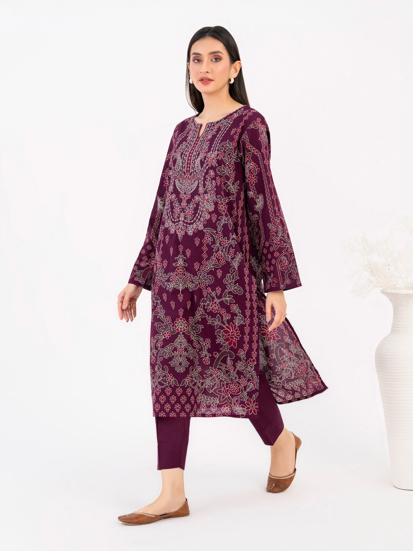 2 Piece Khaddar Suit-Printed (Pret)
