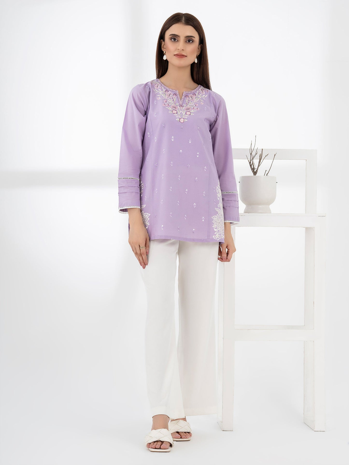 Cambric Kurti-Embroidered (Pret)