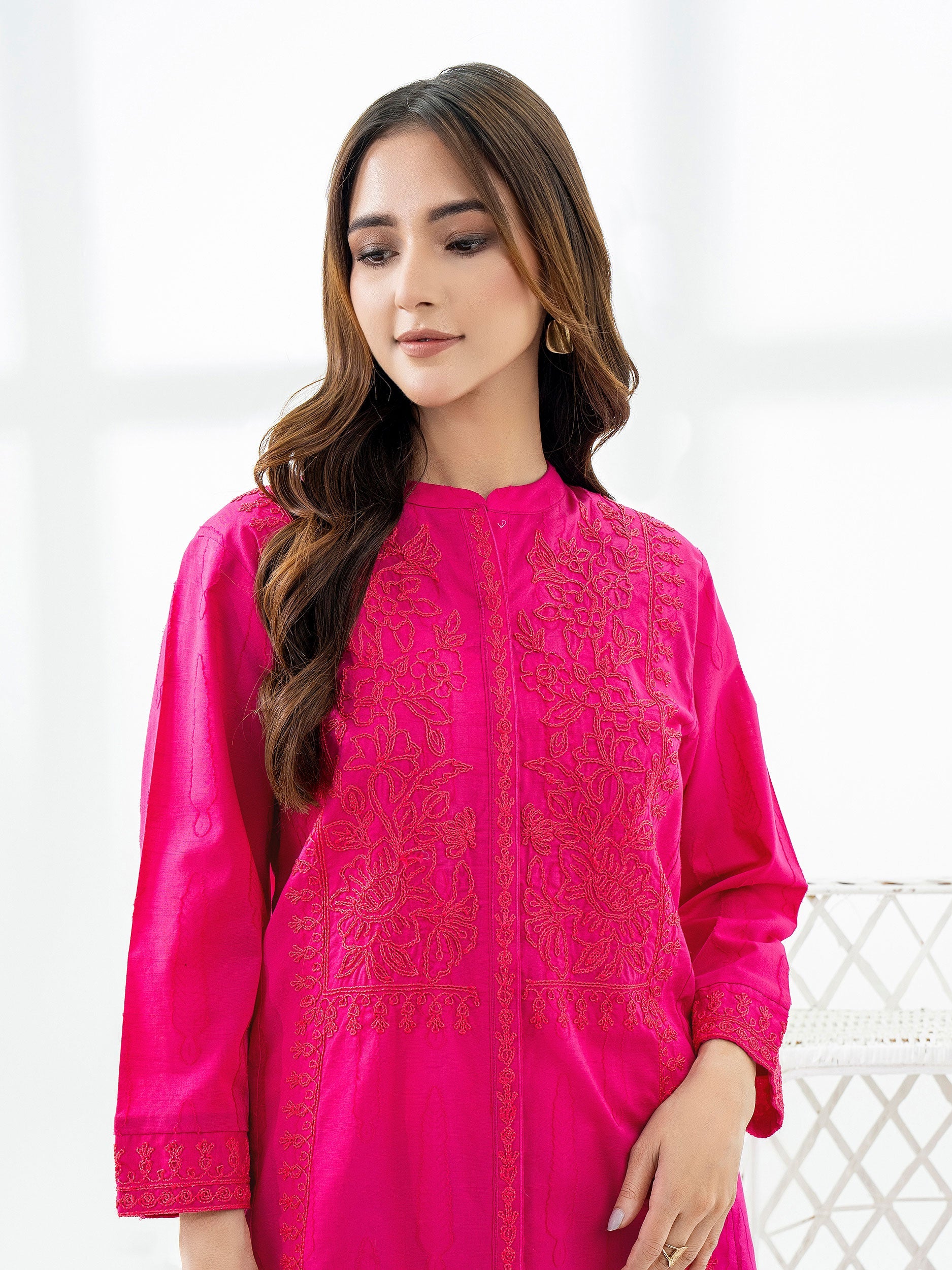 jacquard-kurti-embroidered-(pret)