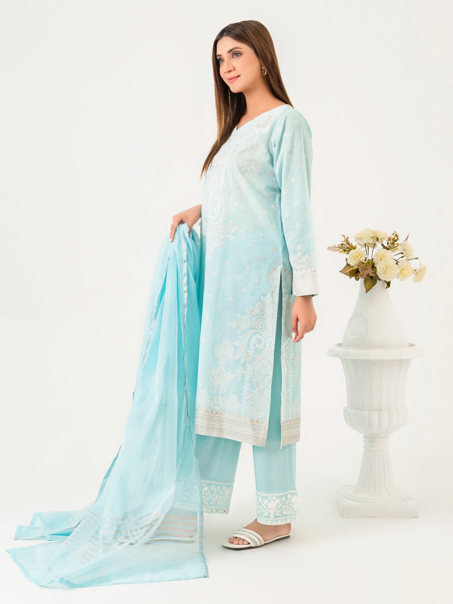 3 Piece Lawn Suit-Embroidered (Pret)