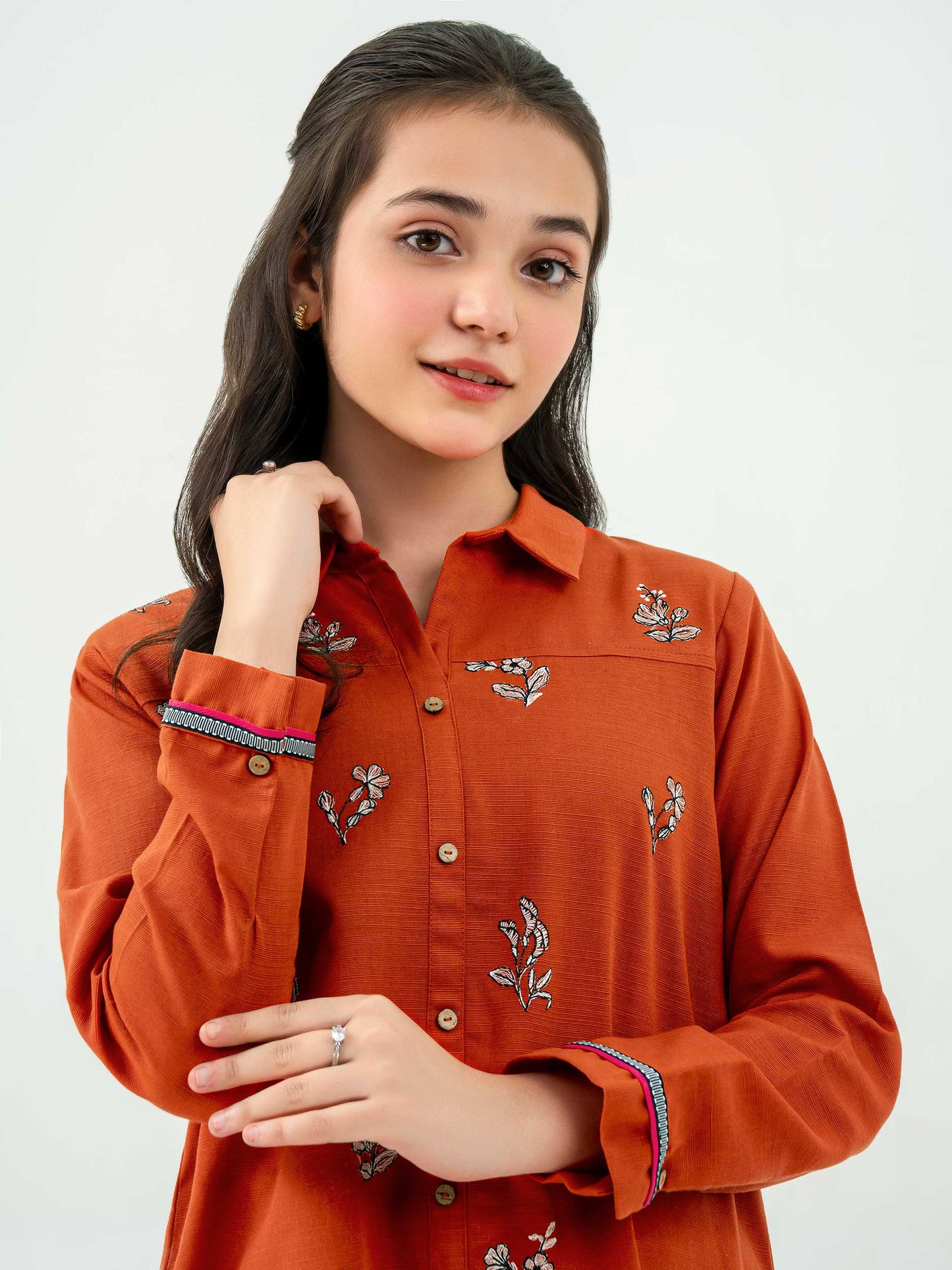 2 Piece Khaddar Suit-Embroidered