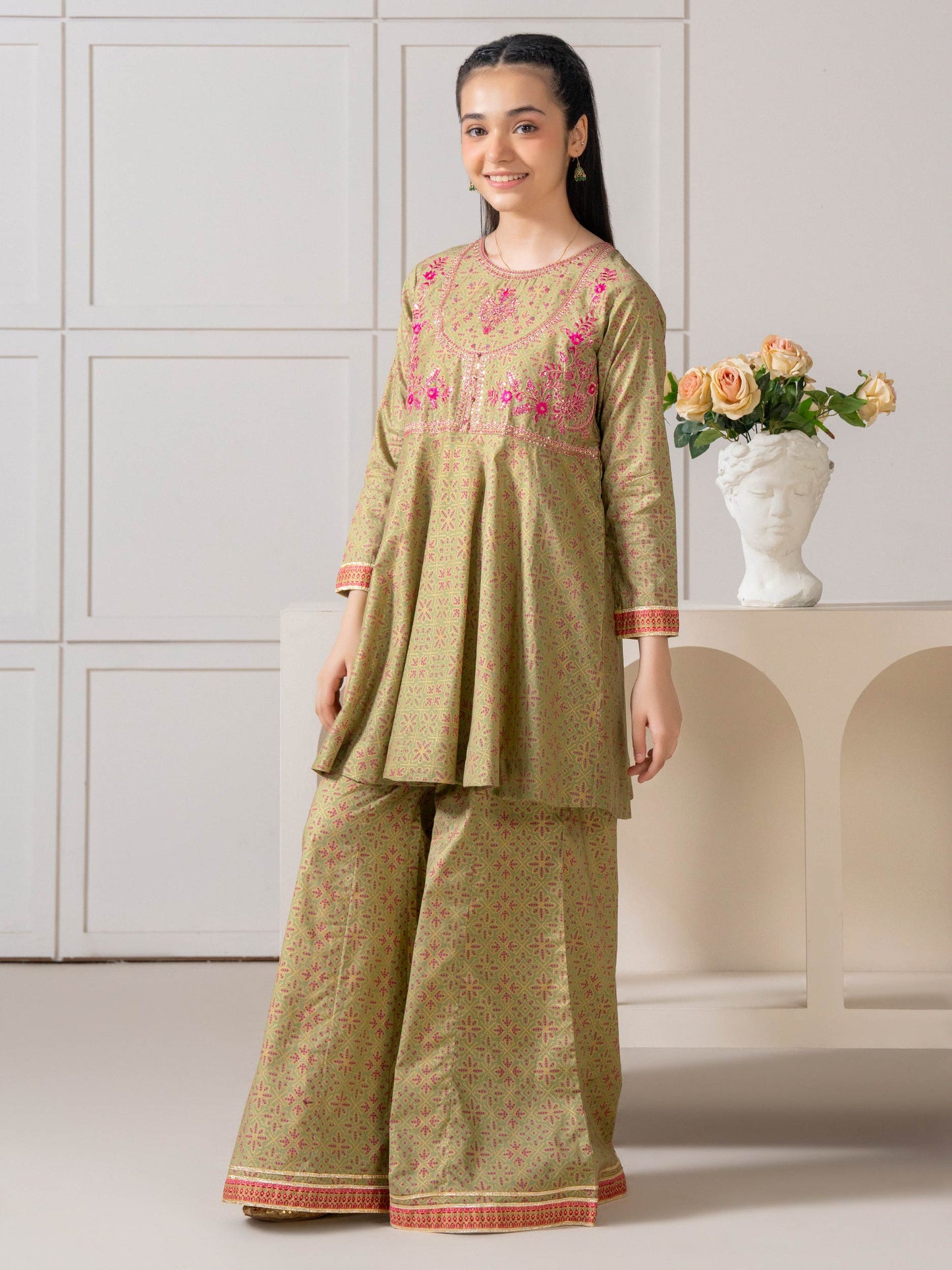 2 Piece Lawn Suit-Embroidered