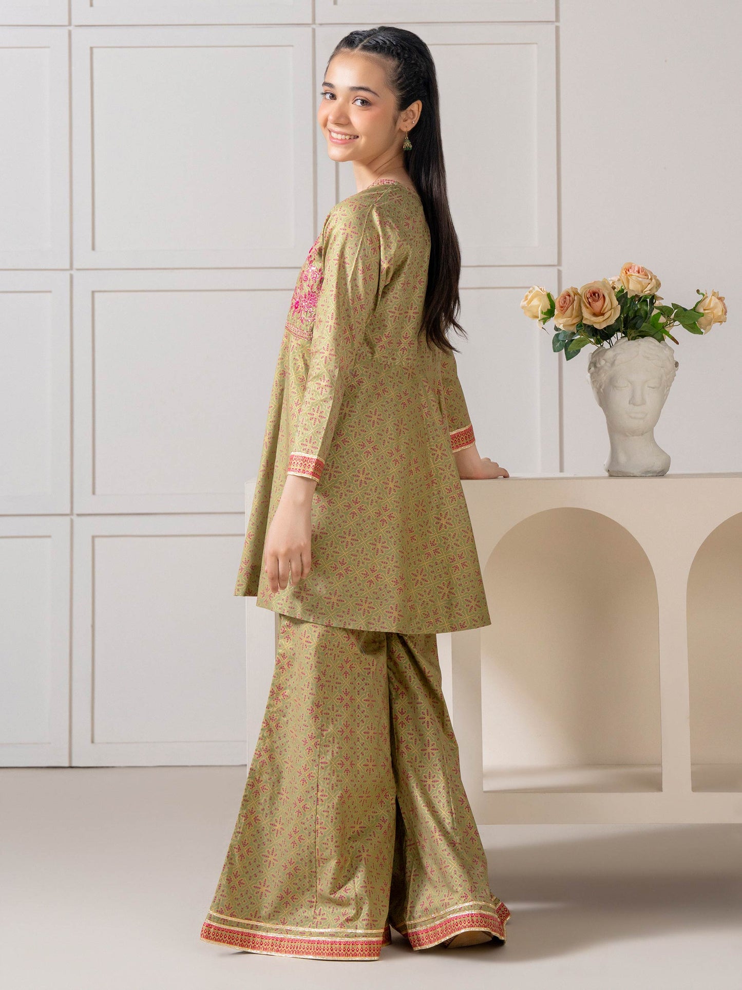 2 Piece Lawn Suit-Embroidered