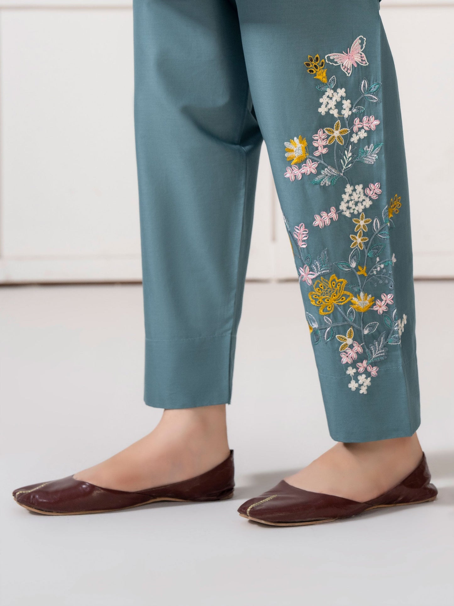 2 Piece Lawn Suit-Embroidered