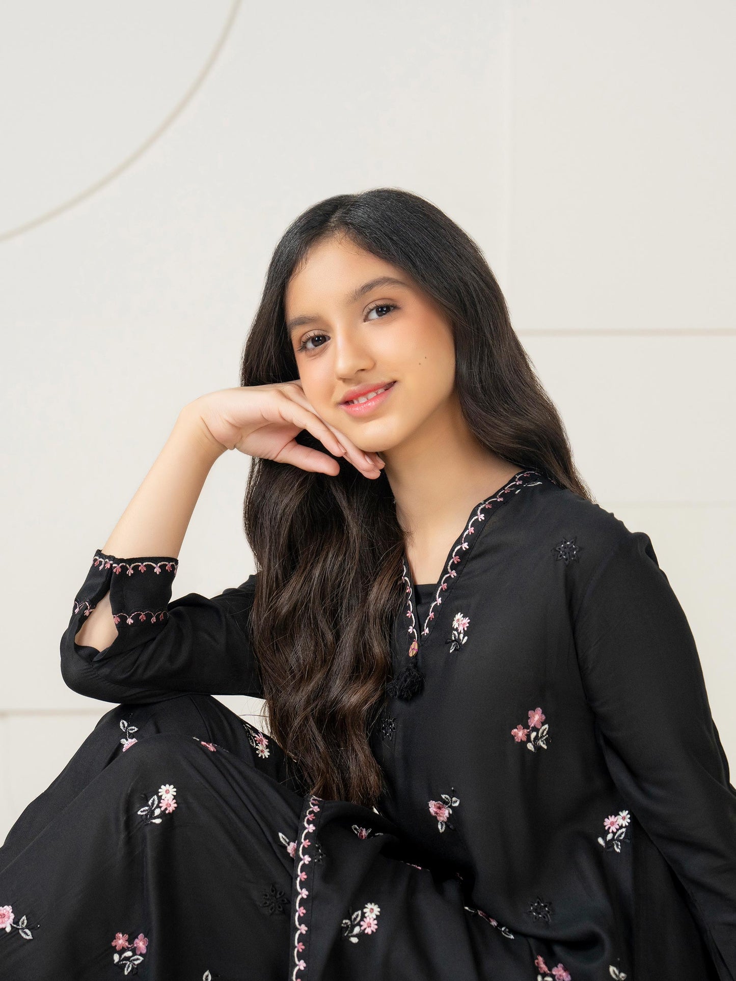 2 Piece Lawn Suit-Embroidered