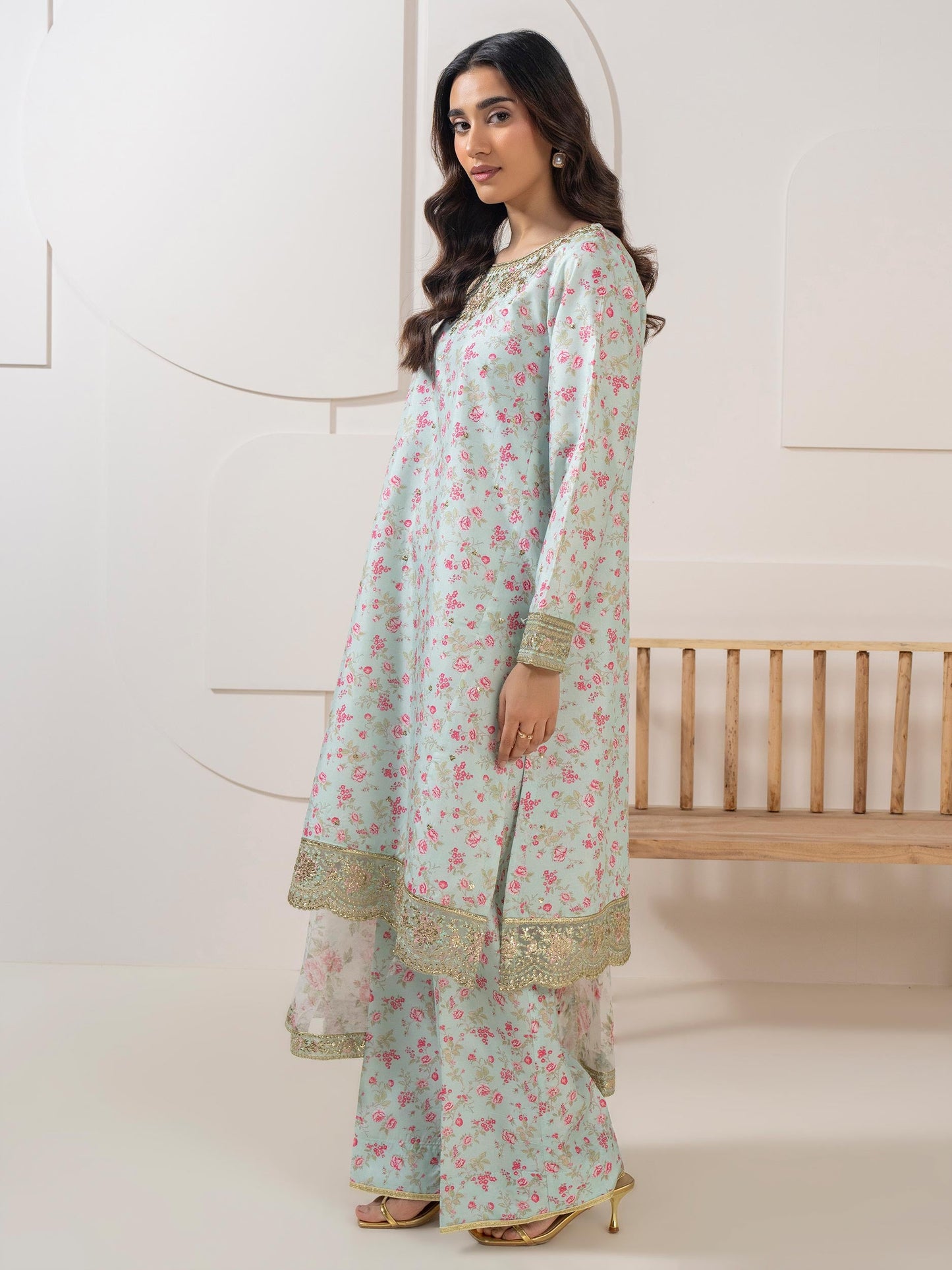 3 Piece Silk Suit-Embroidered (Pret)