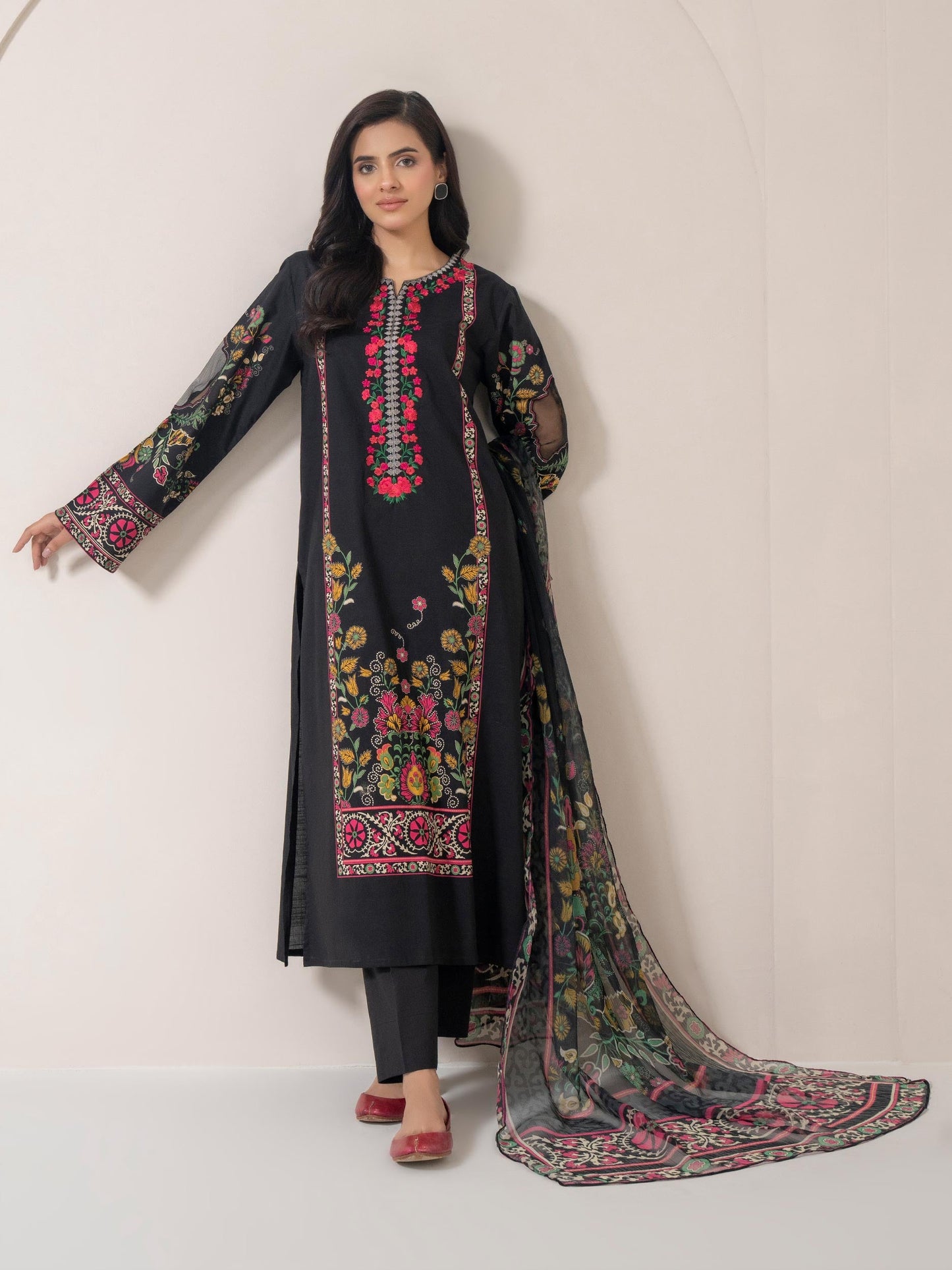 2 Piece Lawn Suit-Embroidered (Pret)