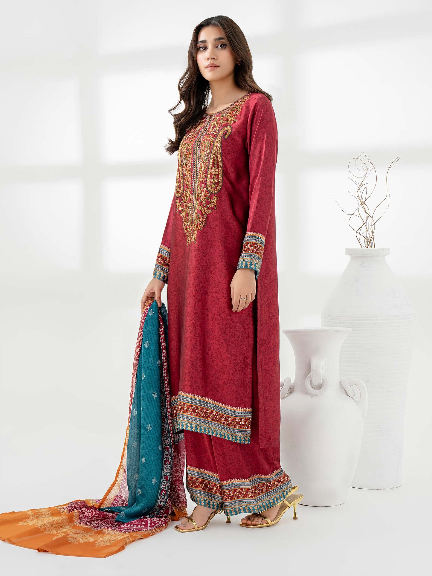 3 Piece Silk Suit-Embroidered (Pret)