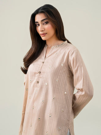 lawn-kurt-embroidered-(pret)