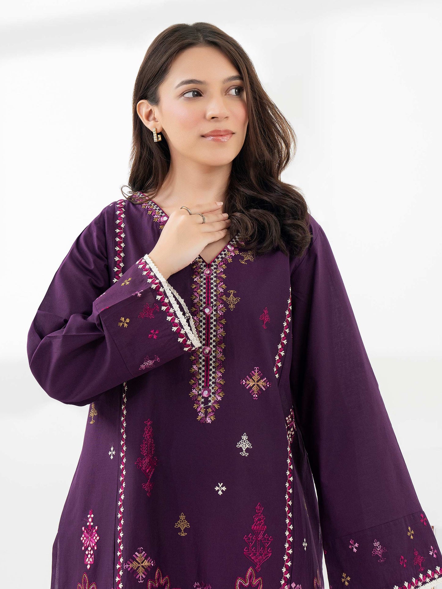 Cambric Kurti-Embroidered (Pret)