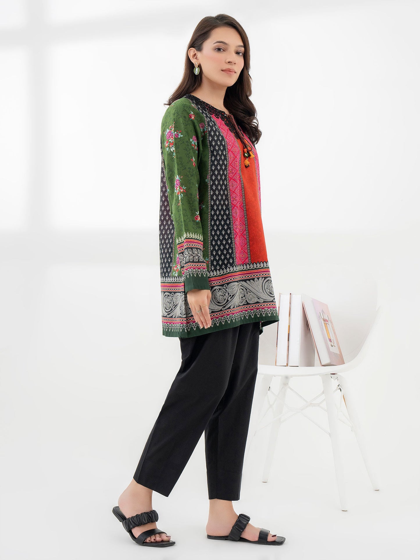 Cambric Kurti-Embroidered (Pret)