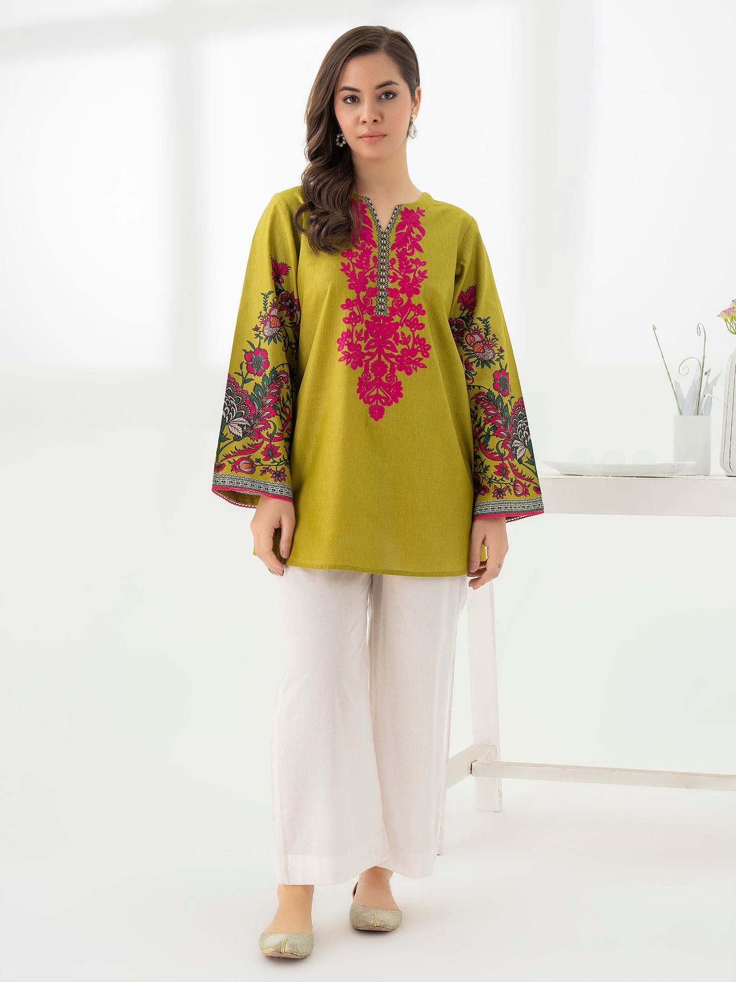 Cambric Kurti-Embroidered (Pret)