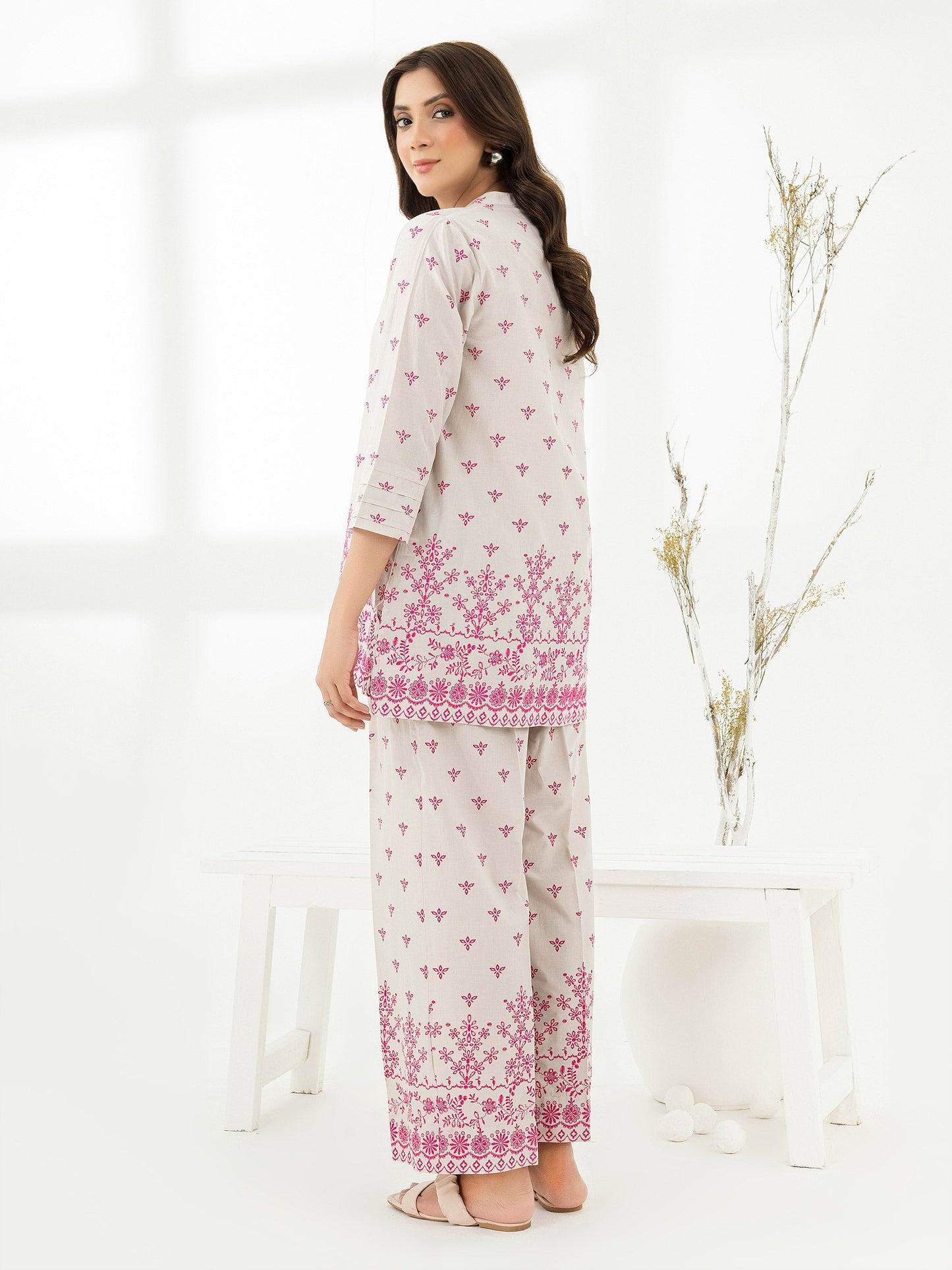 2 Piece Lawn Suit-Embroidered (Pret)