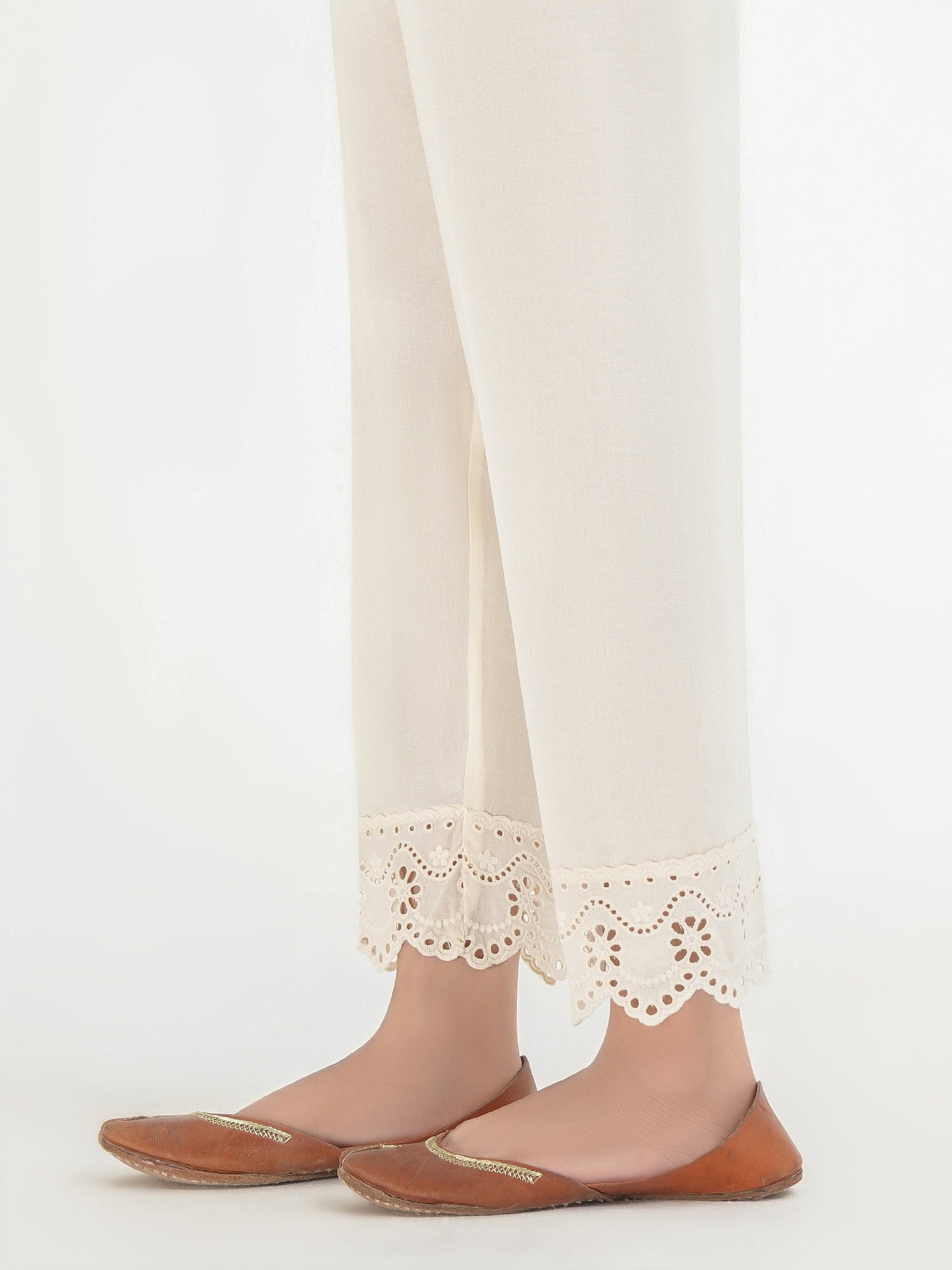 Embroidered Cambric Trouser (Pret)