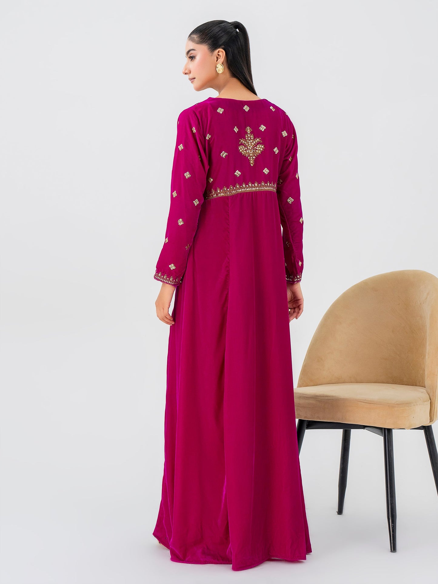 Velvet Pishwas-Embroidered (Pret)