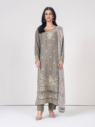 3-piece-velvet-suit--embroidered-(pret)