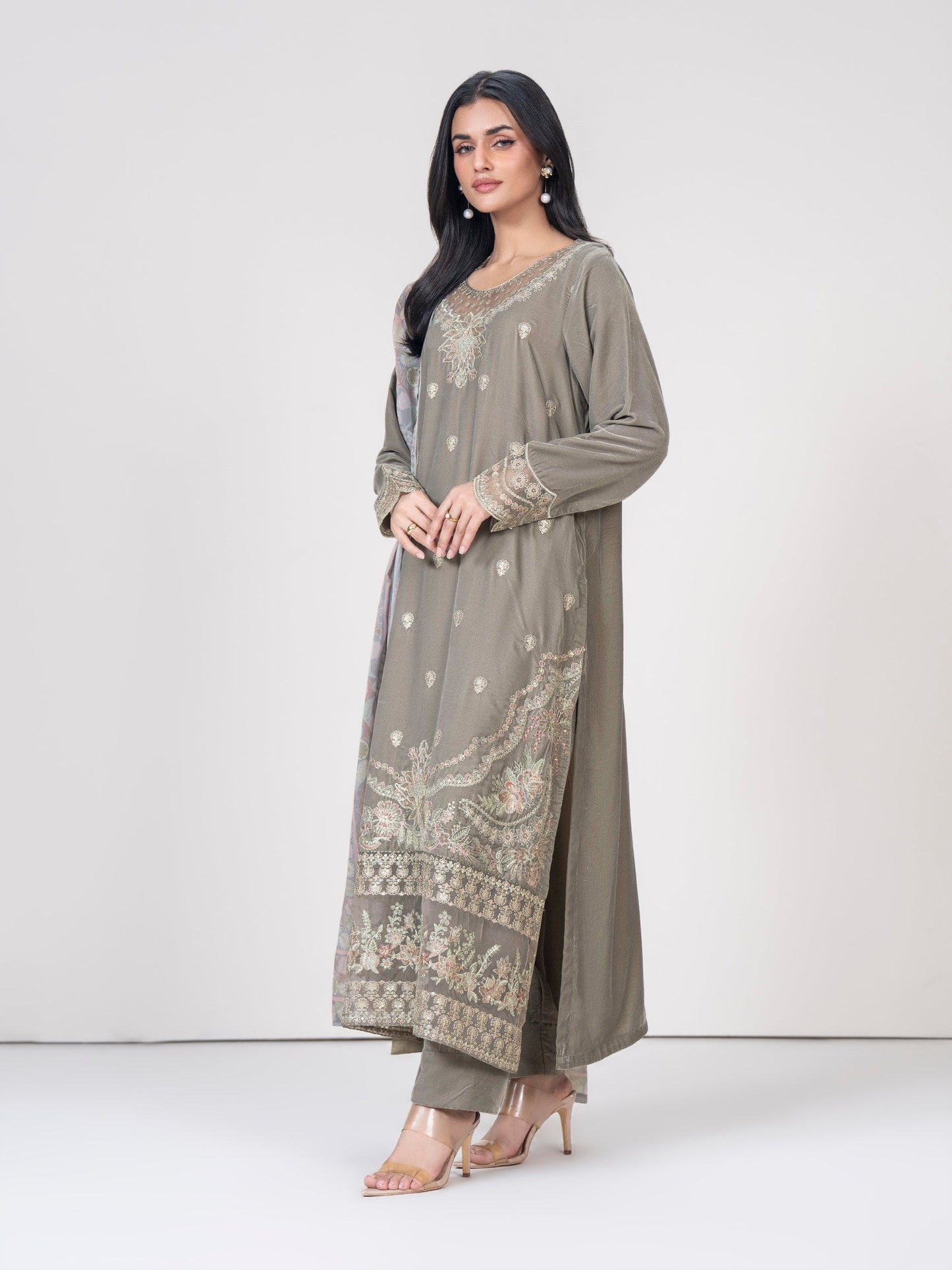 3 Piece Velvet Suit- Embroidered (Pret)