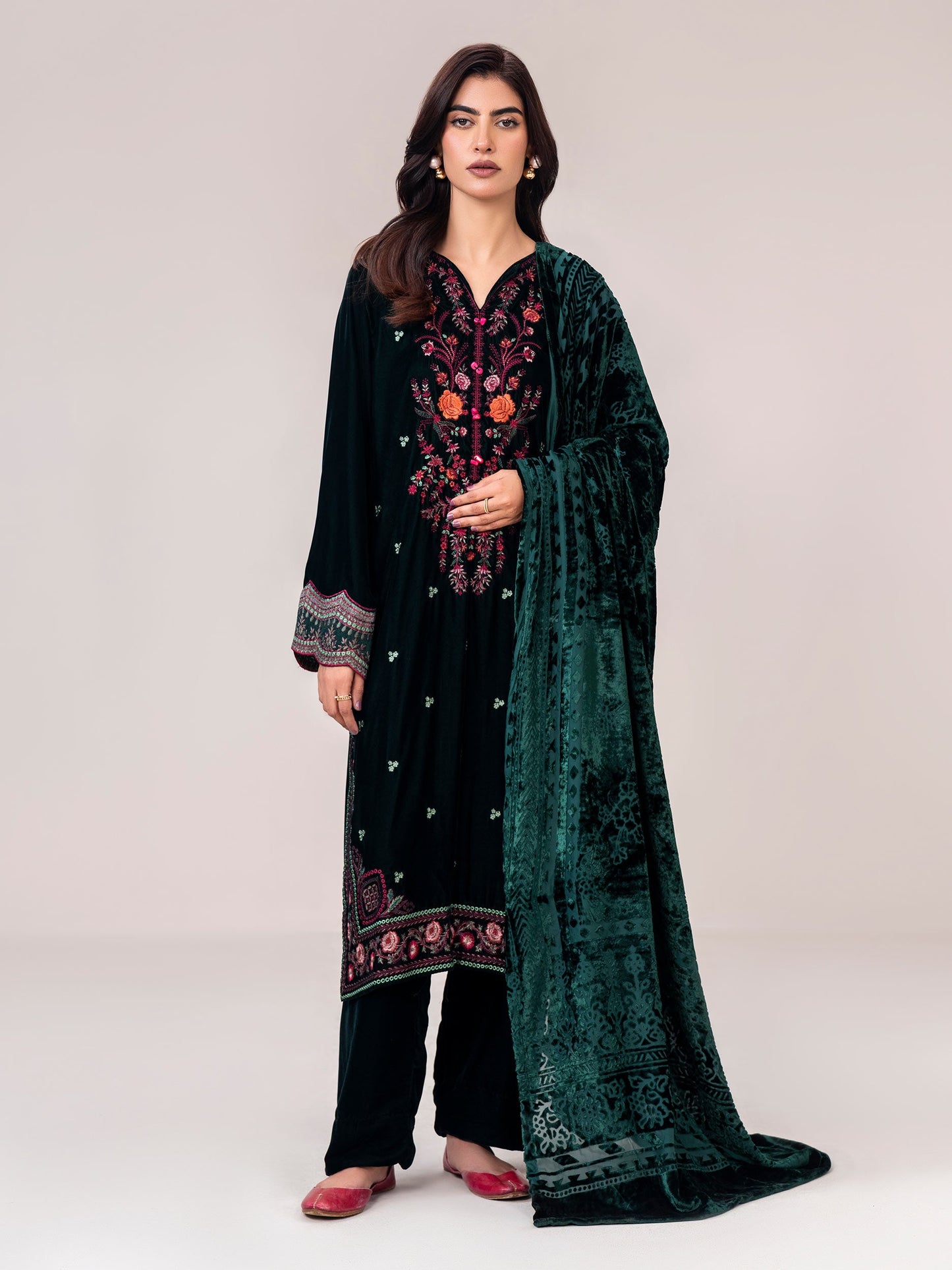 3 Piece Velvet Suit- Embroidered (Pret)