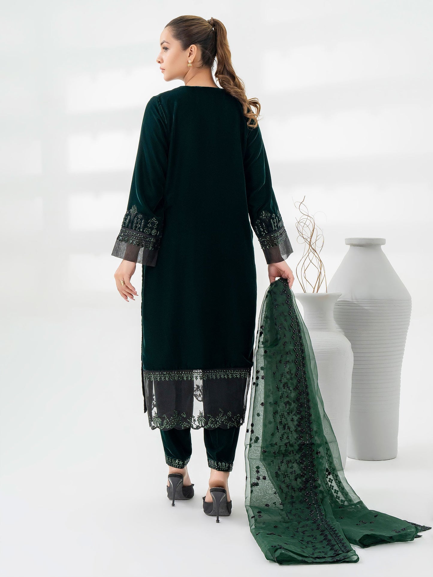 3 Piece Velvet Suit-Embroidered (Pret)