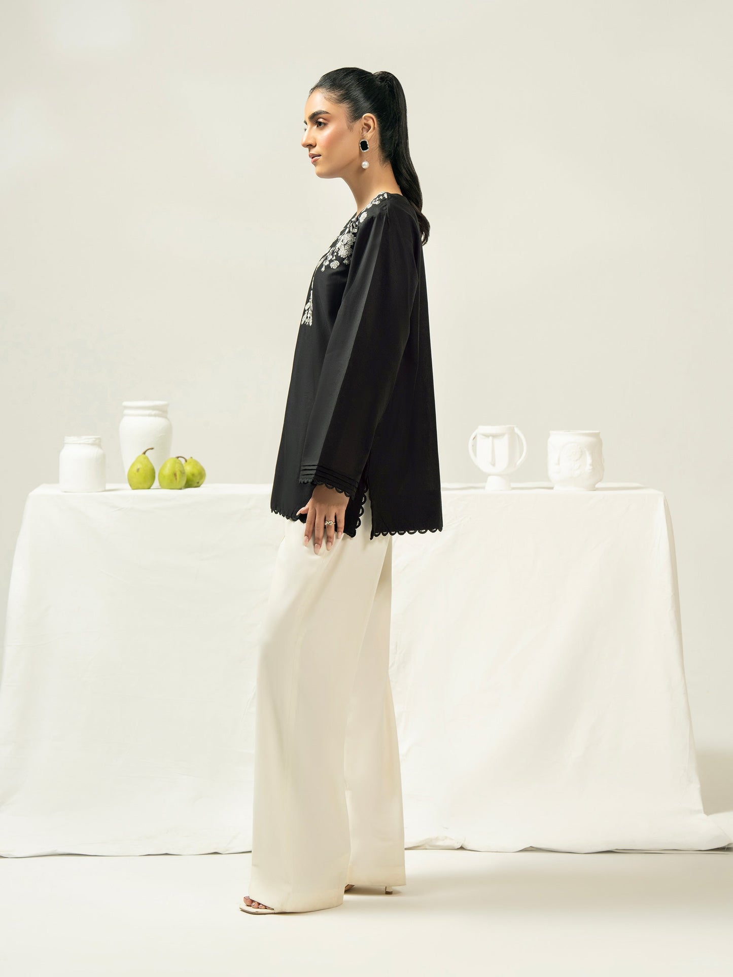 Cambric Kurti-Embroidered (Pret)