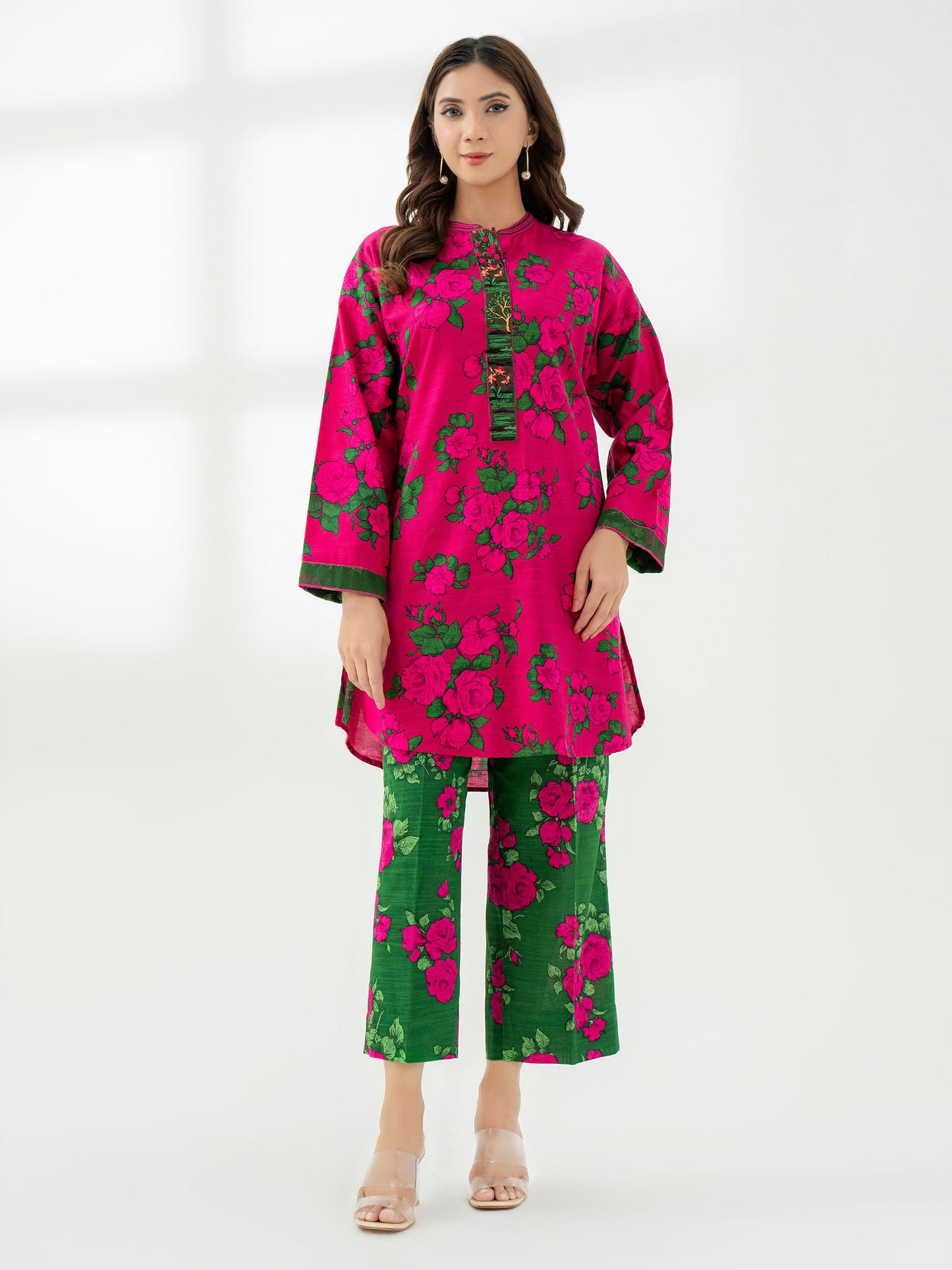 2 Piece Khaddar Suit-Printed (Pret)