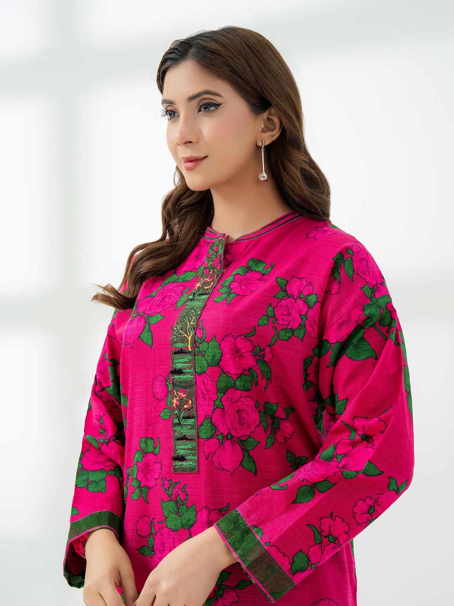 2 Piece Khaddar Suit-Printed (Pret)