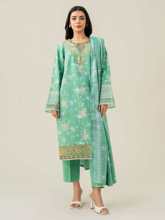 3-piece-khaddar-suit-embroidered-(pret)
