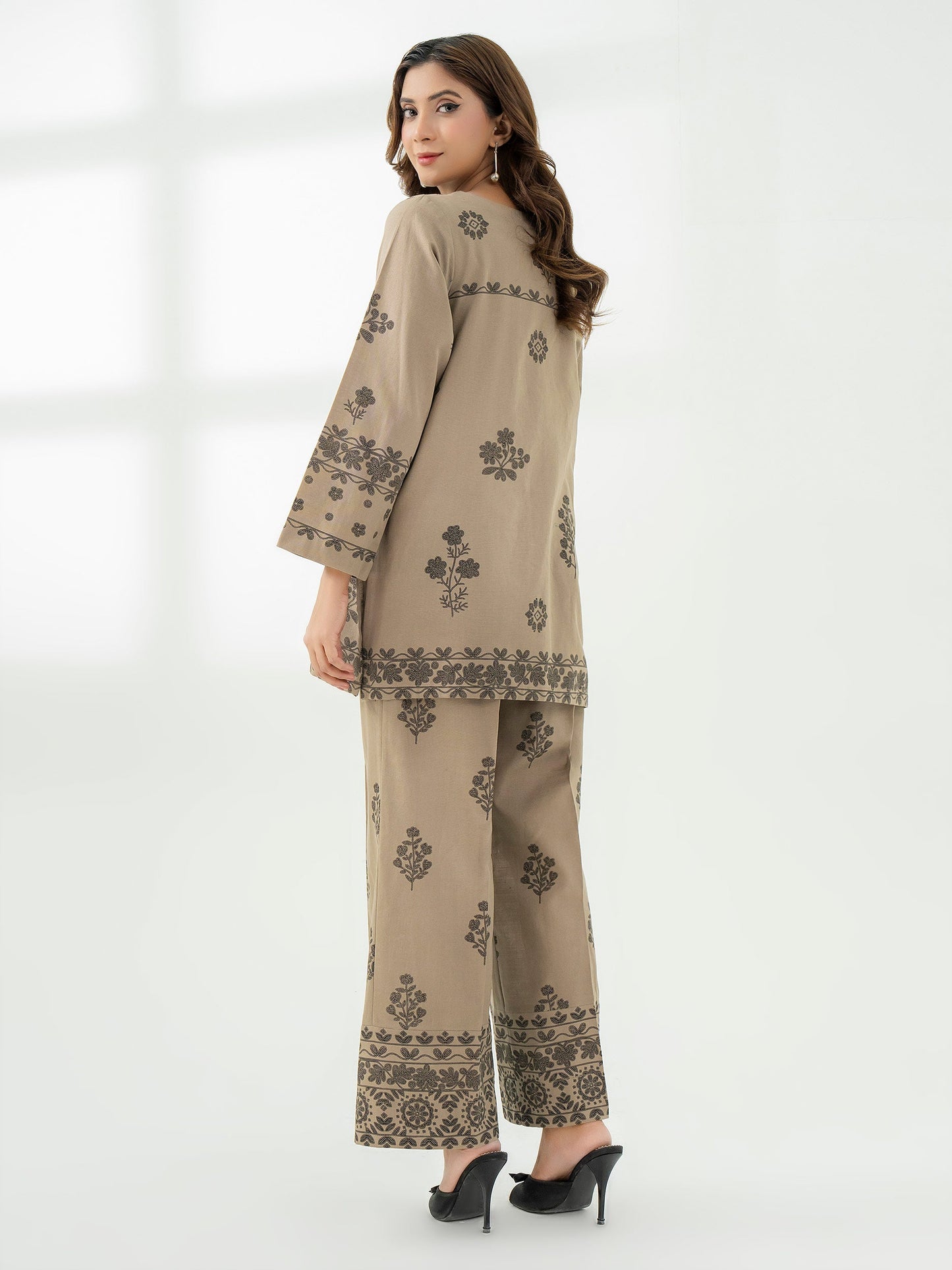 Khaddar Co-Ord Set-Printed (Pret)