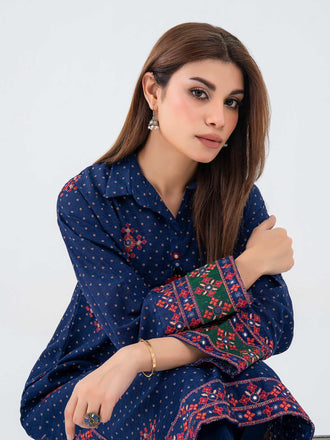 2-piece-khaddar-suit-embroidered-(pret)