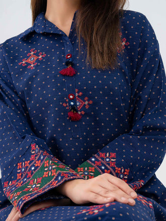 2-piece-khaddar-suit-embroidered-(pret)