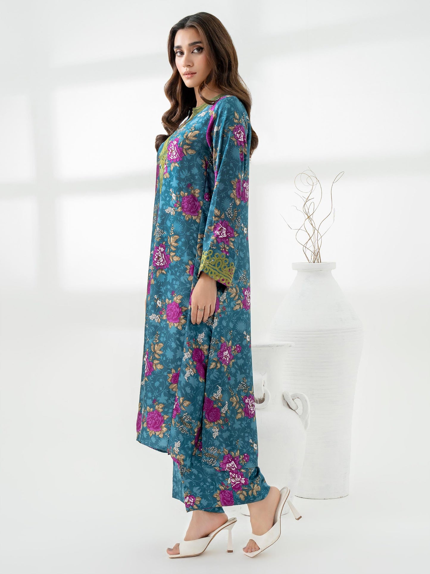 2 Piece Silk Suit-Embroidered (Pret)