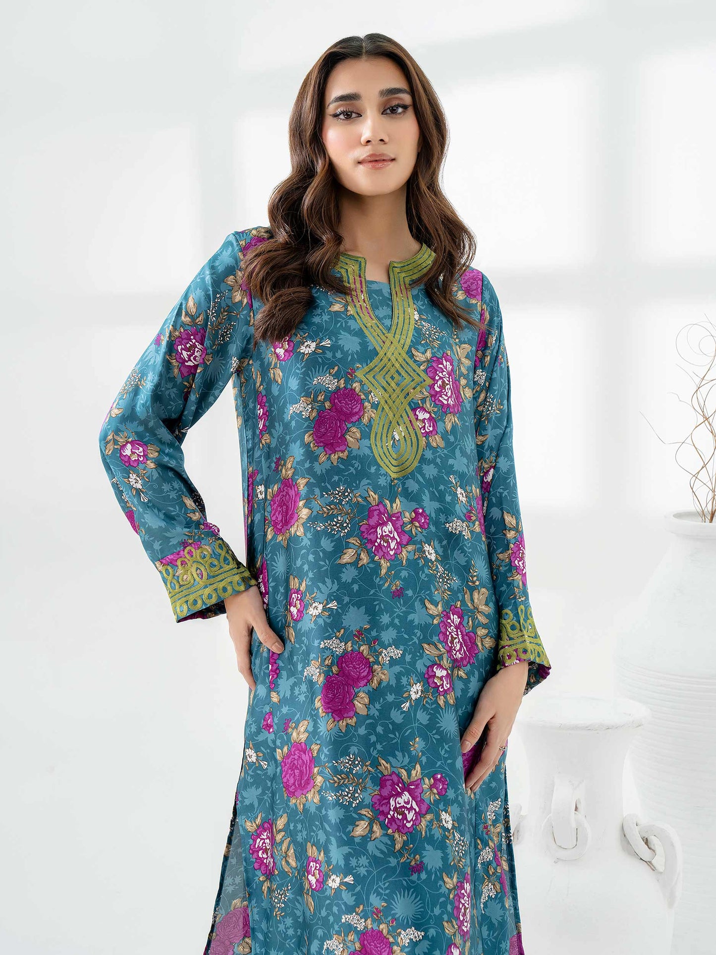 2 Piece Silk Suit-Embroidered (Pret)