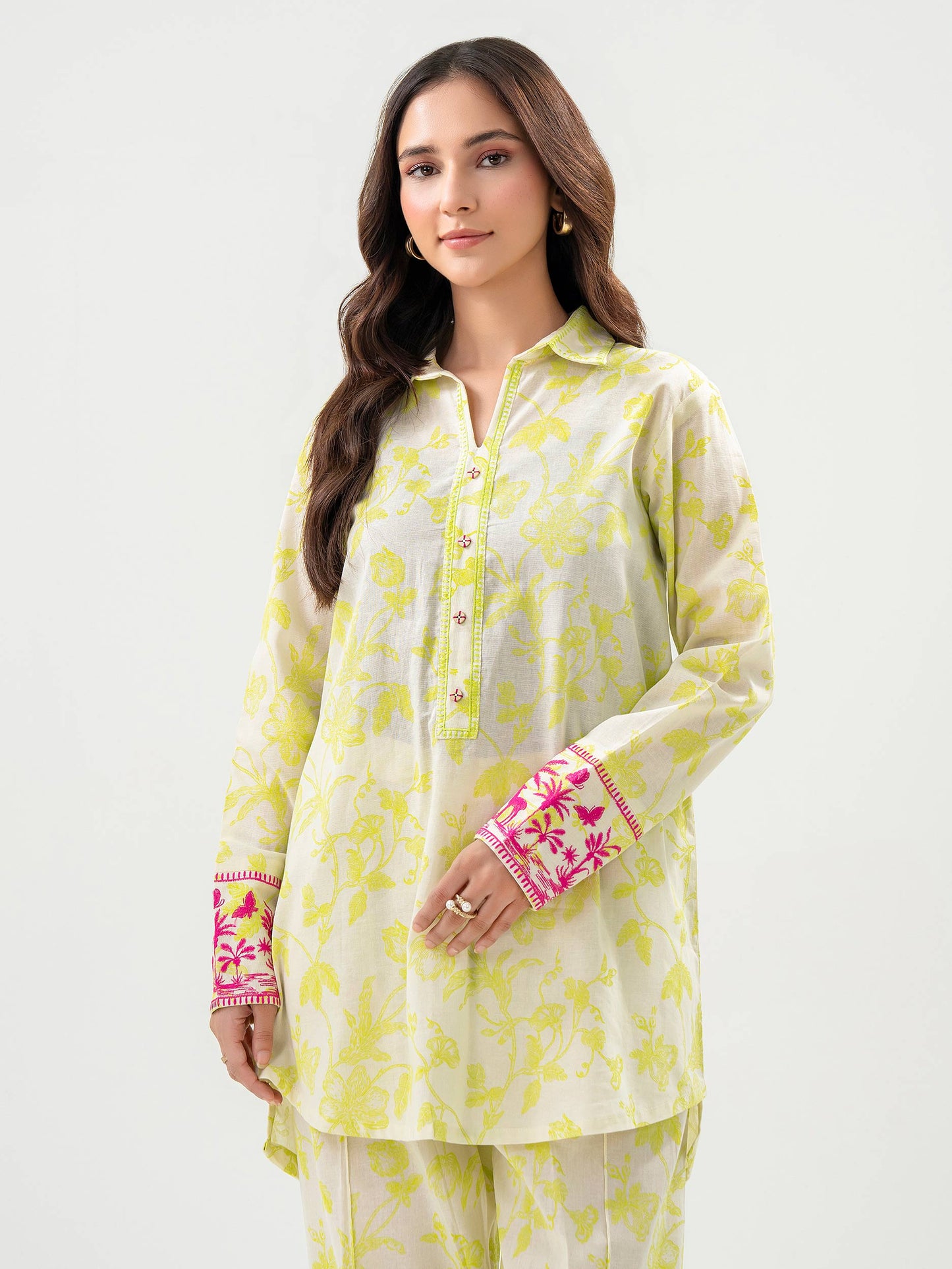 Khaddar Co-Ord Set-Embroidered (Pret)