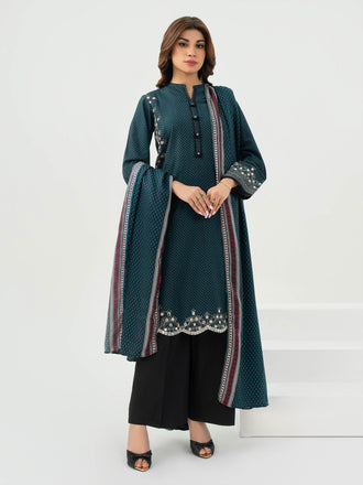 2-piece-khaddar-suit-embroidered-(pret)