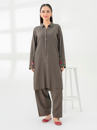 2-piece-yarn-dyed-suit-embroidered-(pret)