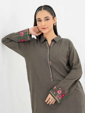 2-piece-yarn-dyed-suit-embroidered-(pret)