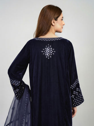 3-piece-velvet-suit--embroidered-(pret)